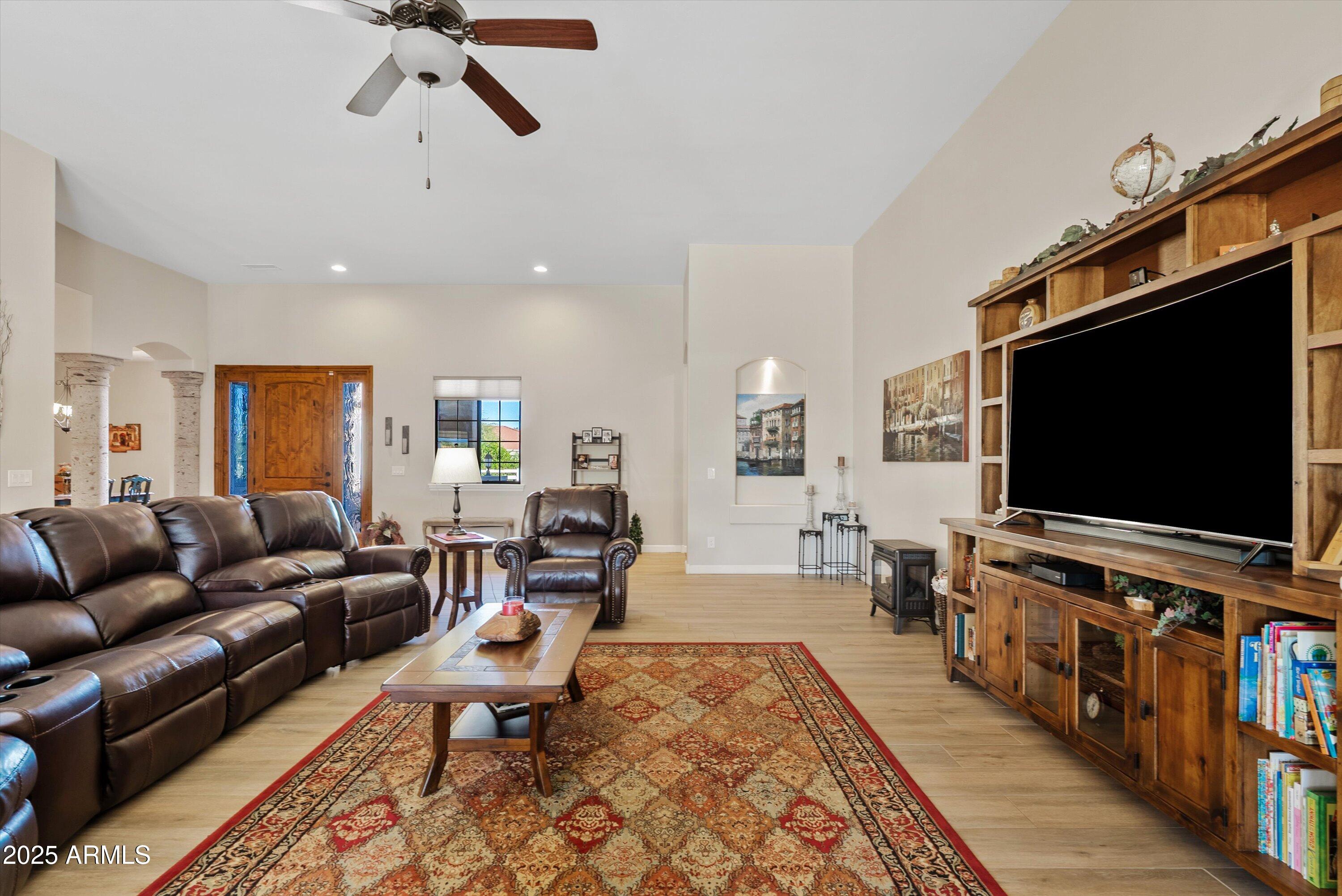 21205 E PUMMELOS Road