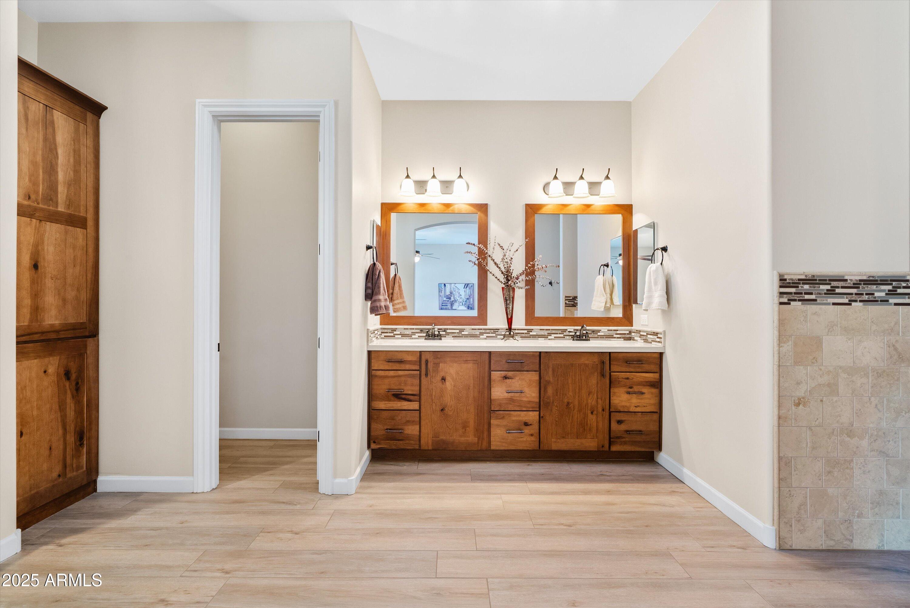 21205 E PUMMELOS Road