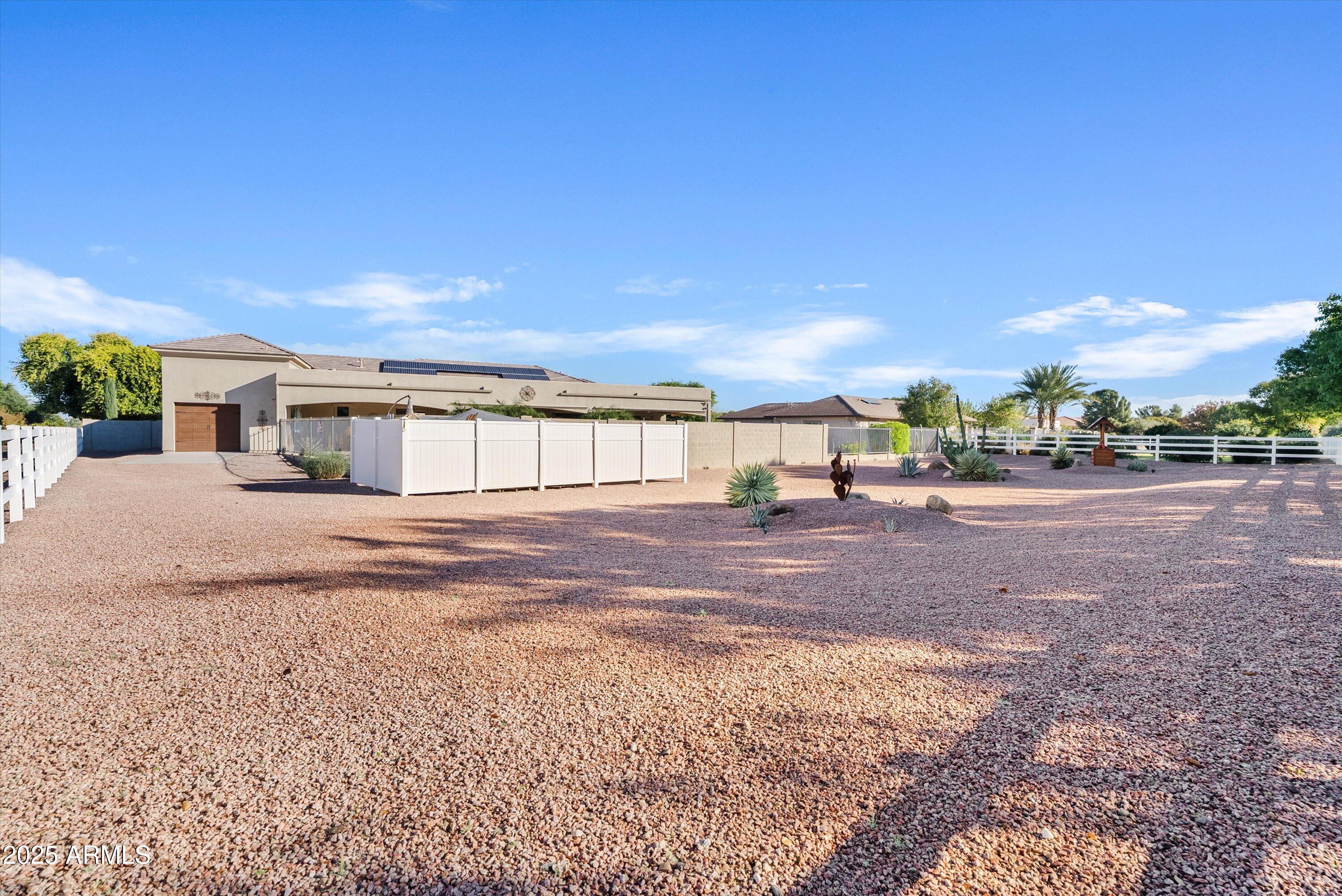 21205 E PUMMELOS Road