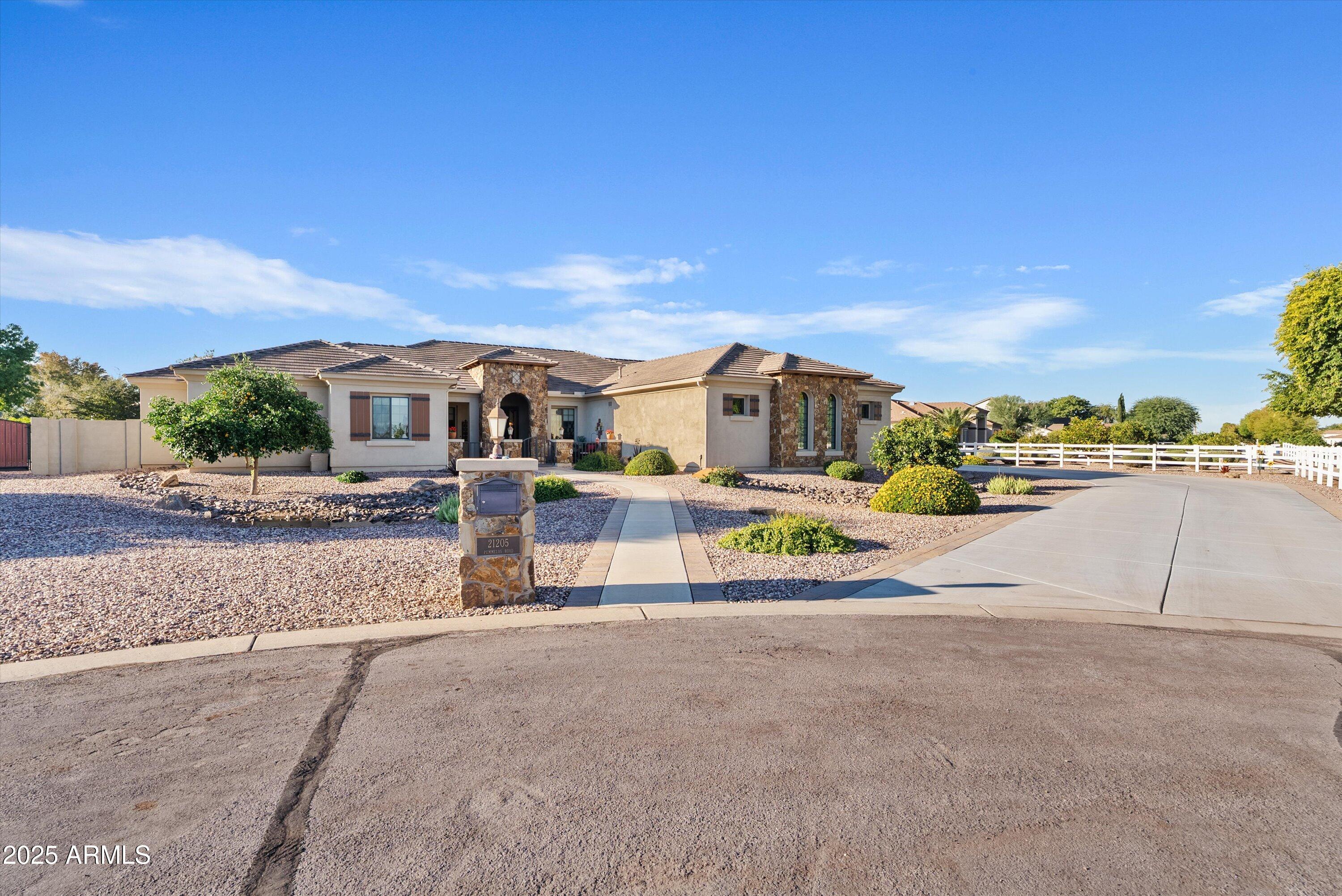 21205 E PUMMELOS Road