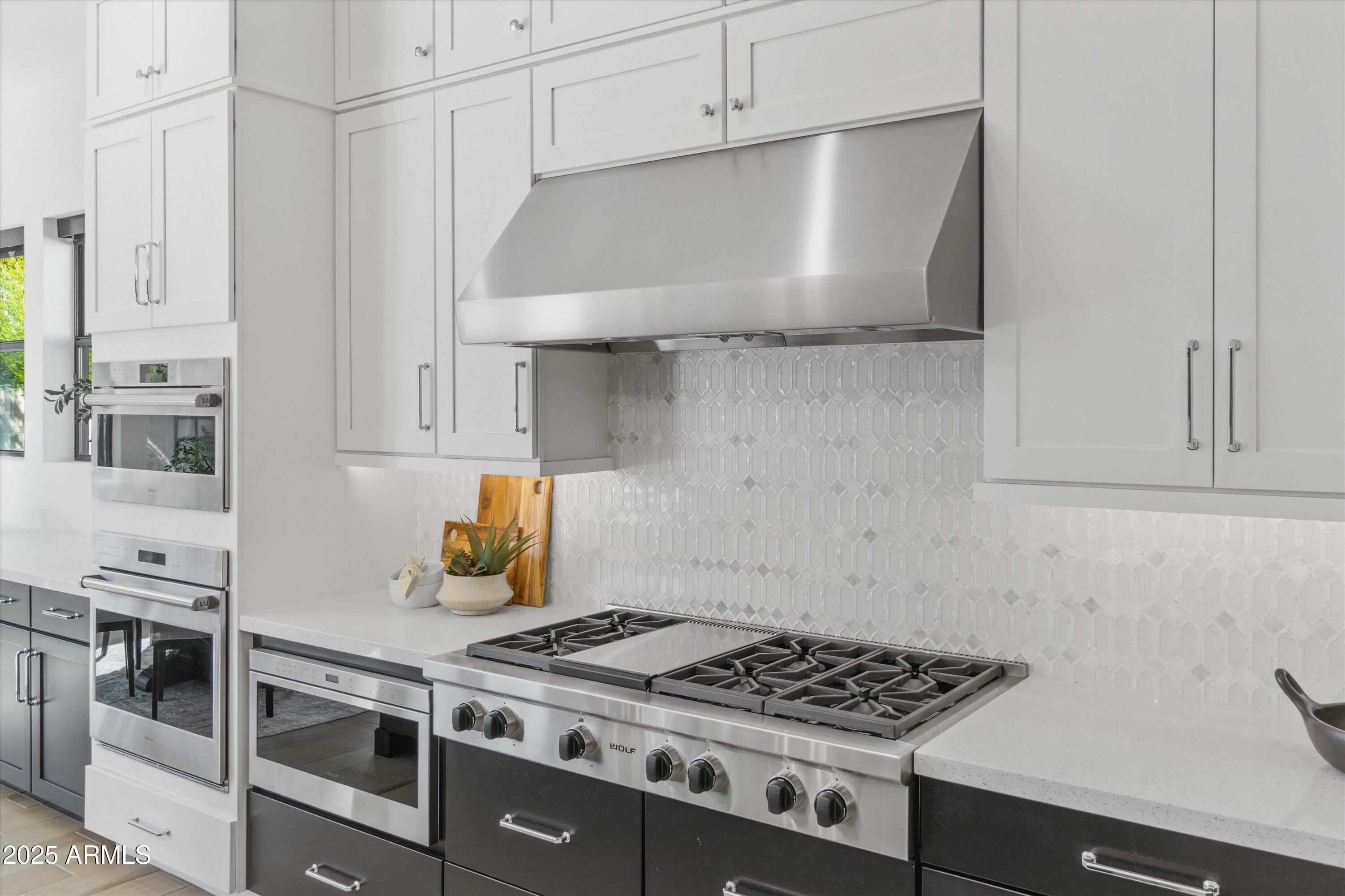 3890 E ANDALUSIA Avenue