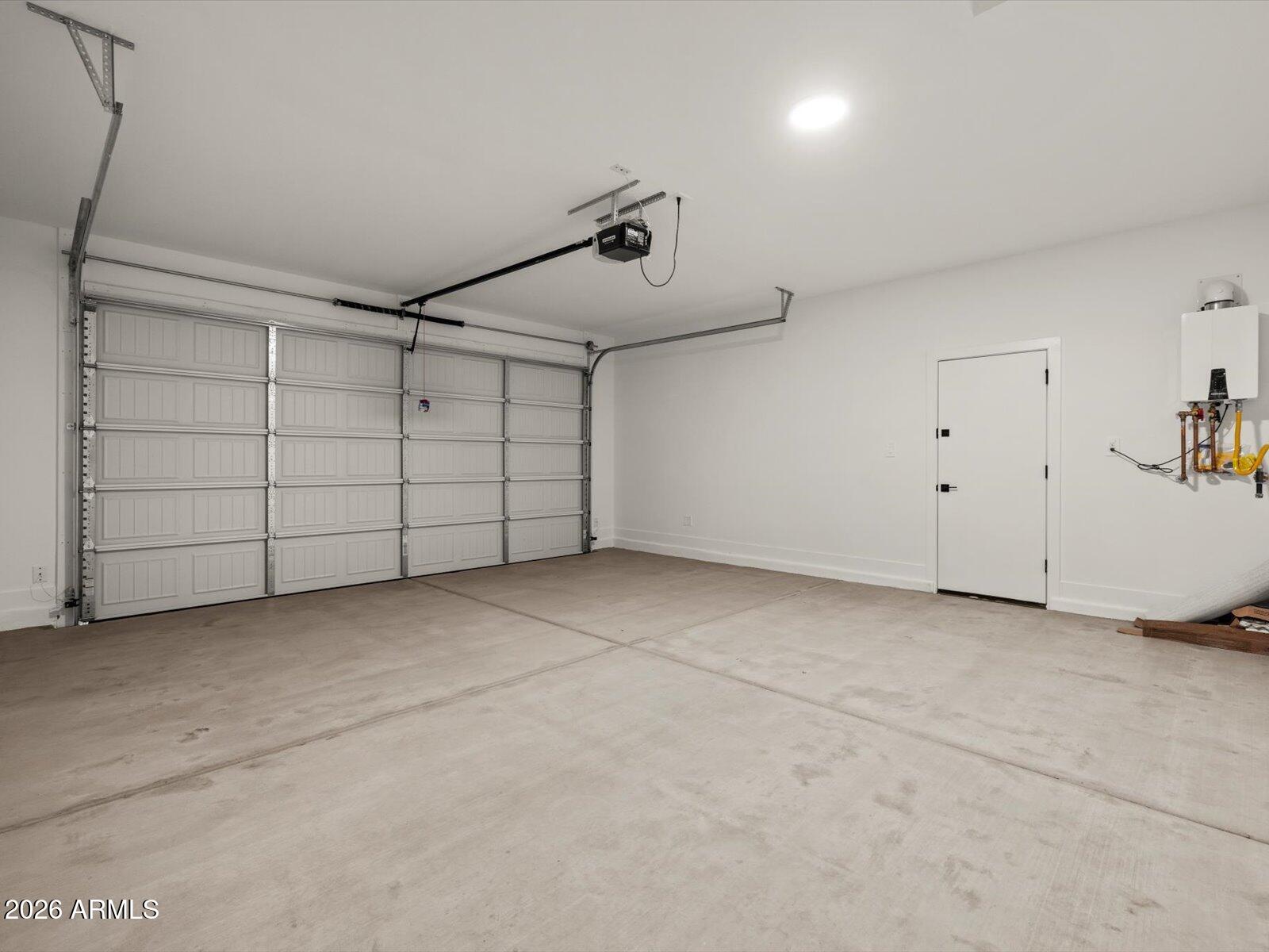 17866 W ELM Street