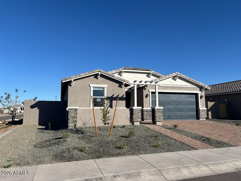 17866 W ELM Street