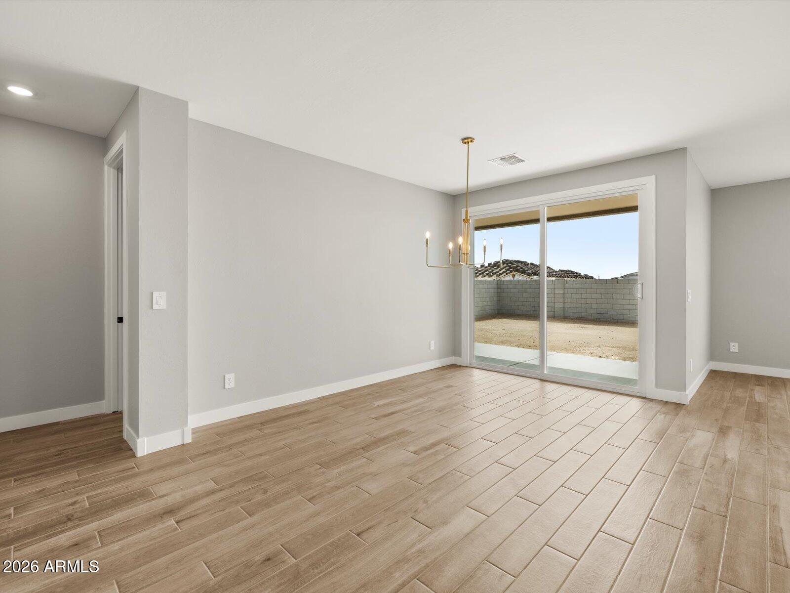 17866 W ELM Street