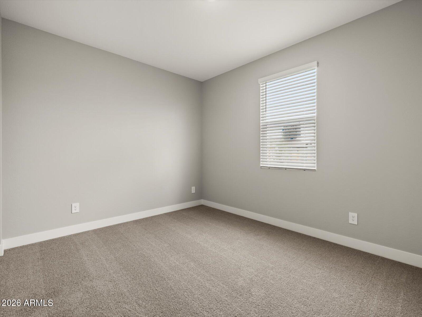 17866 W ELM Street