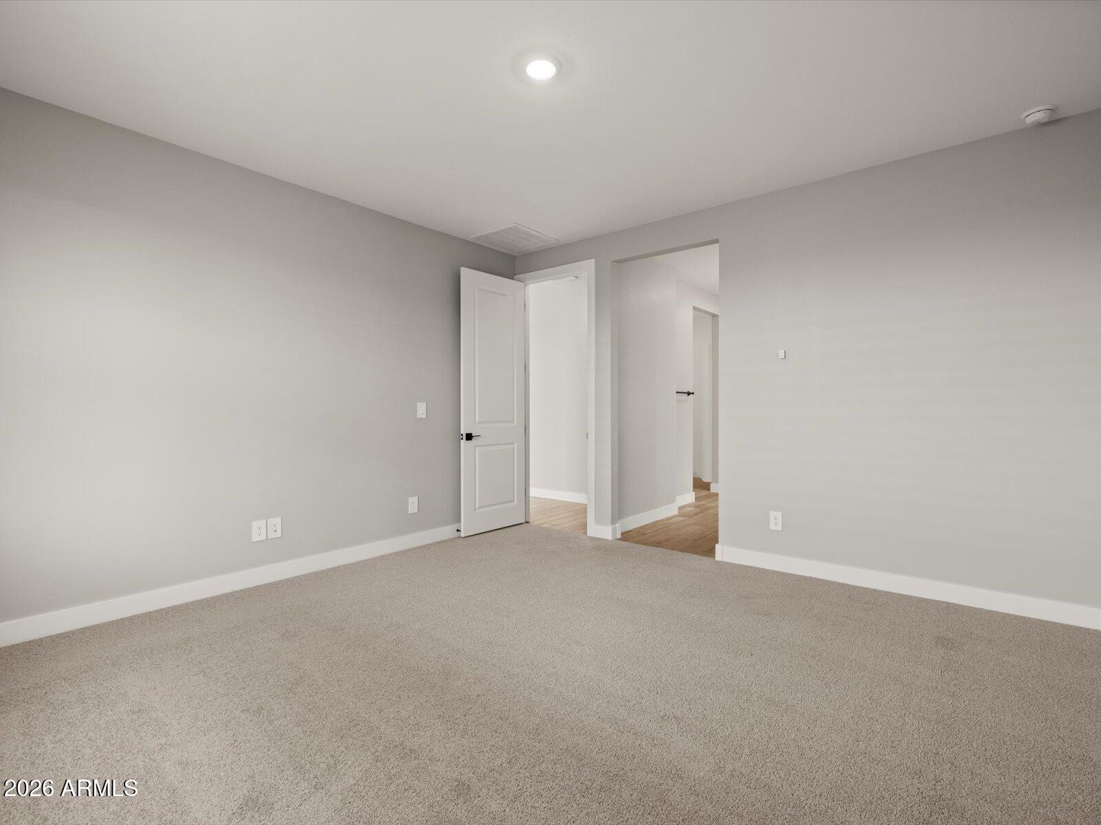 17866 W ELM Street