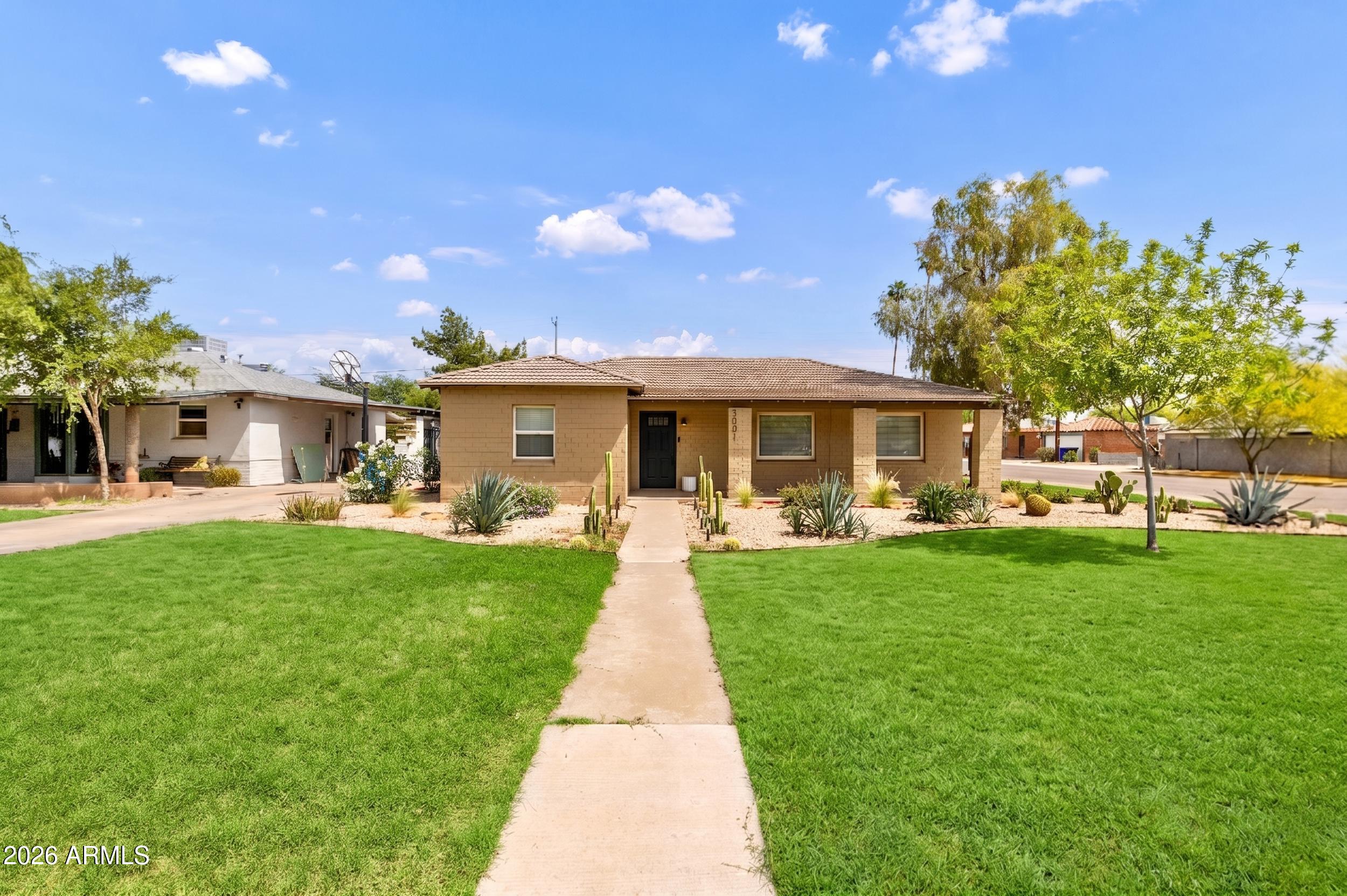3001 N 17TH Drive