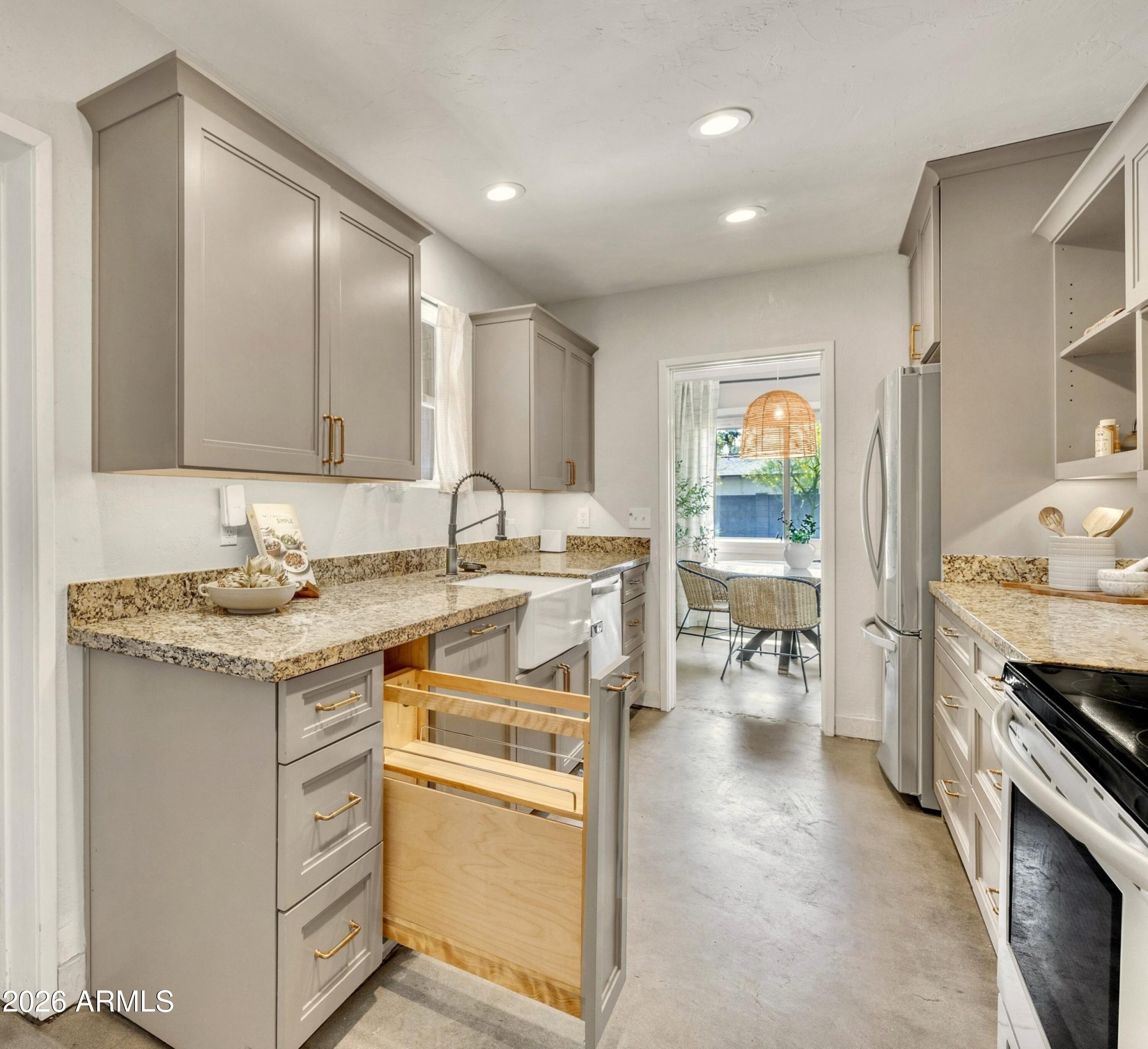 3001 N 17TH Drive