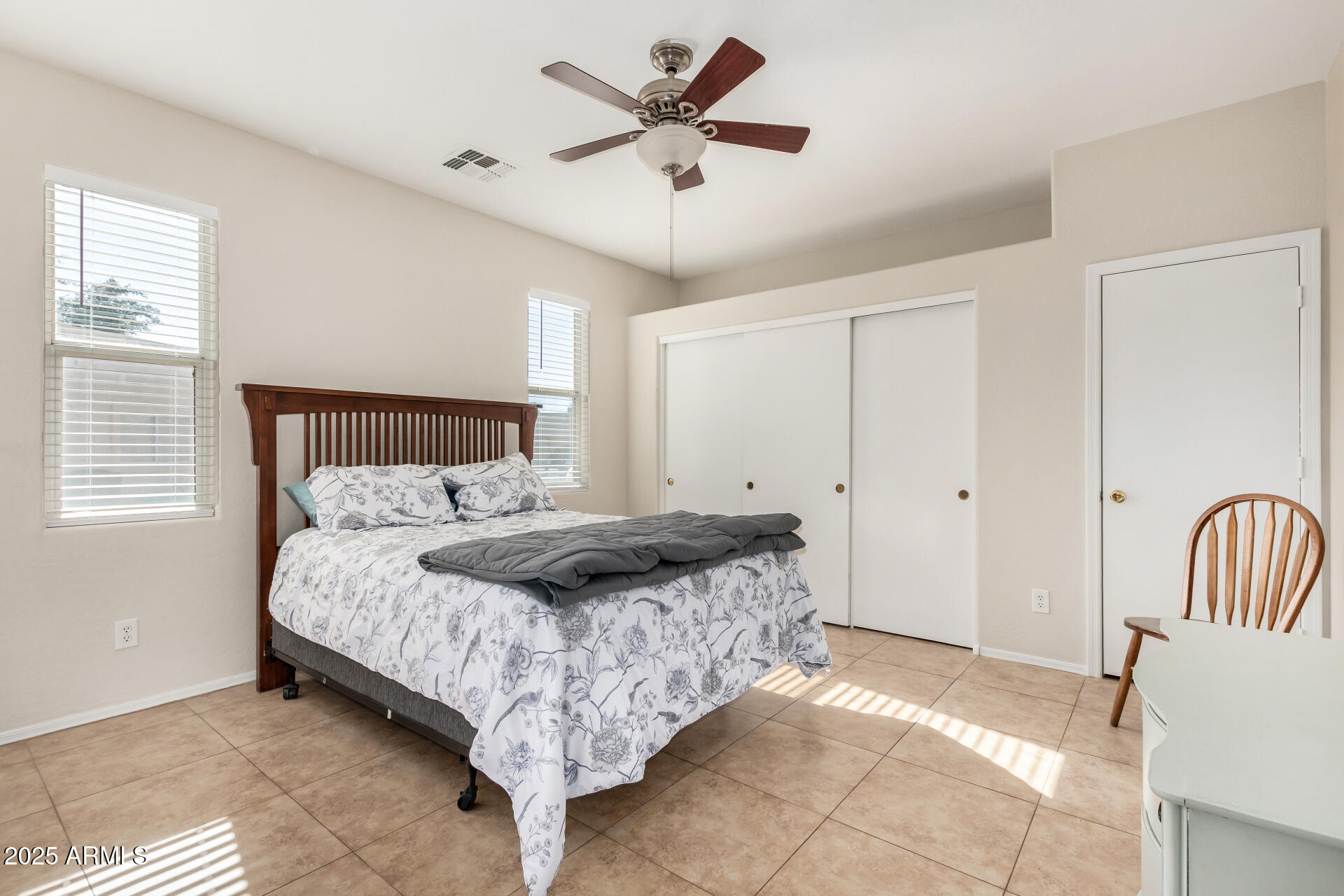 2300 E MAGMA Road 79