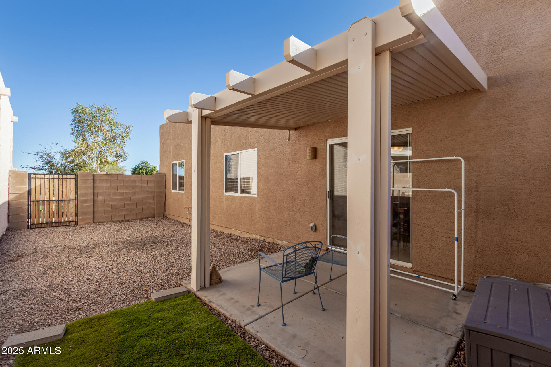 2300 E MAGMA Road 79