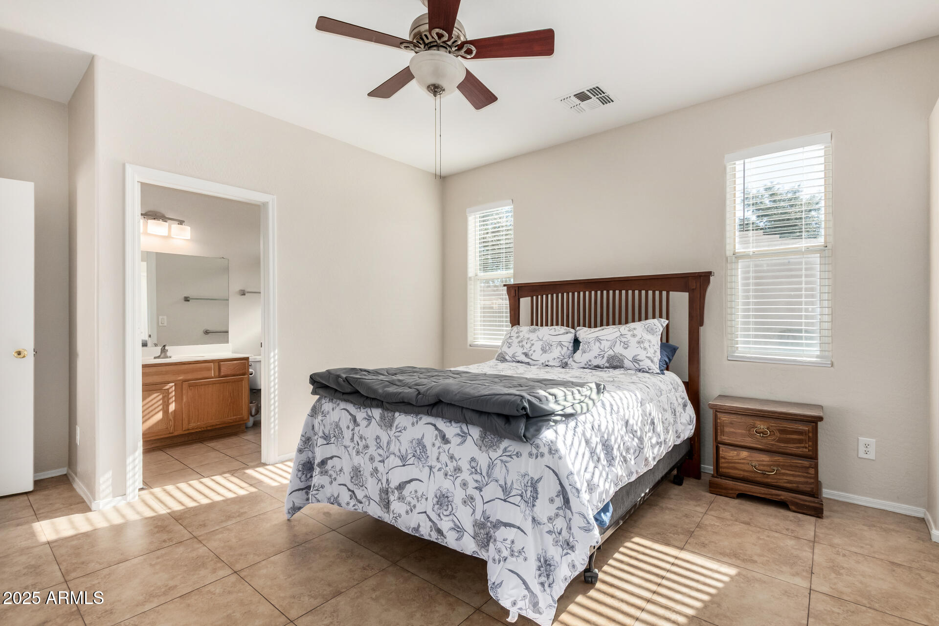 2300 E MAGMA Road 79