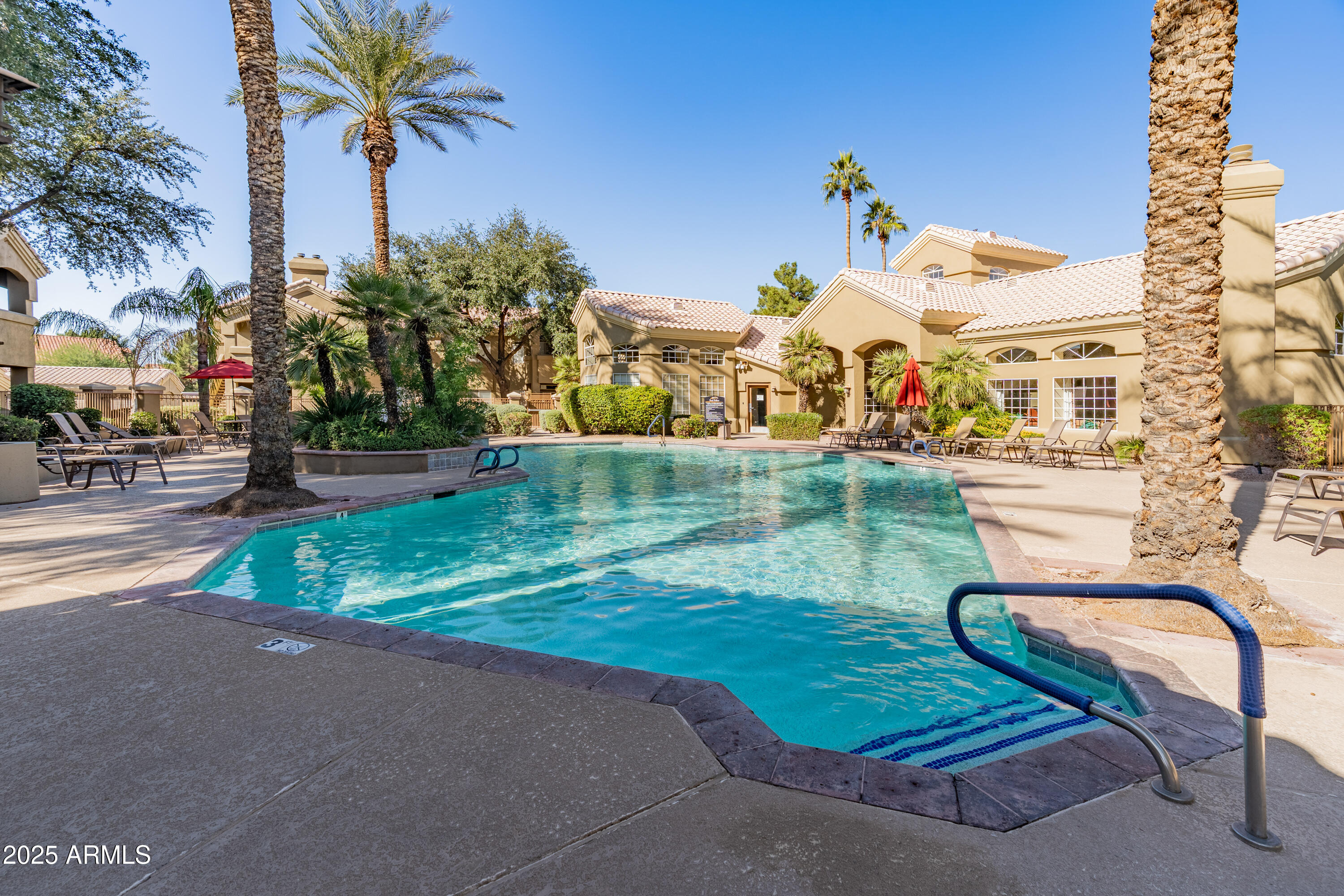 5335 E SHEA Boulevard 1102