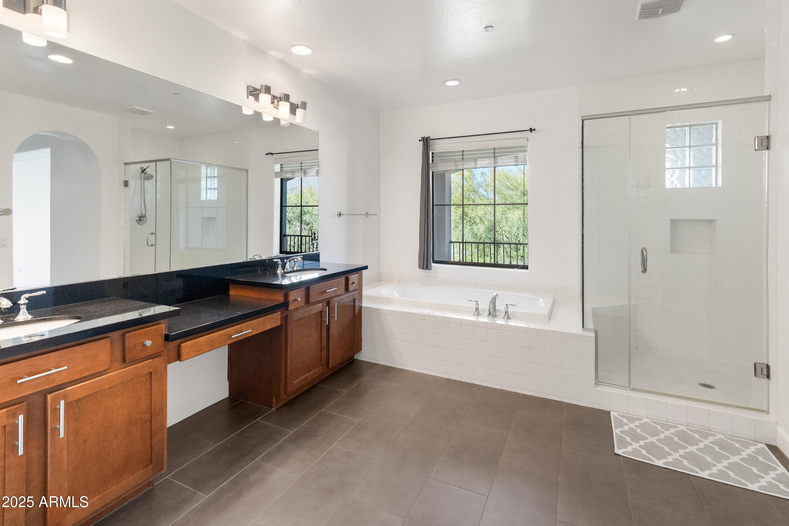 10062 E SOUTH BEND Drive