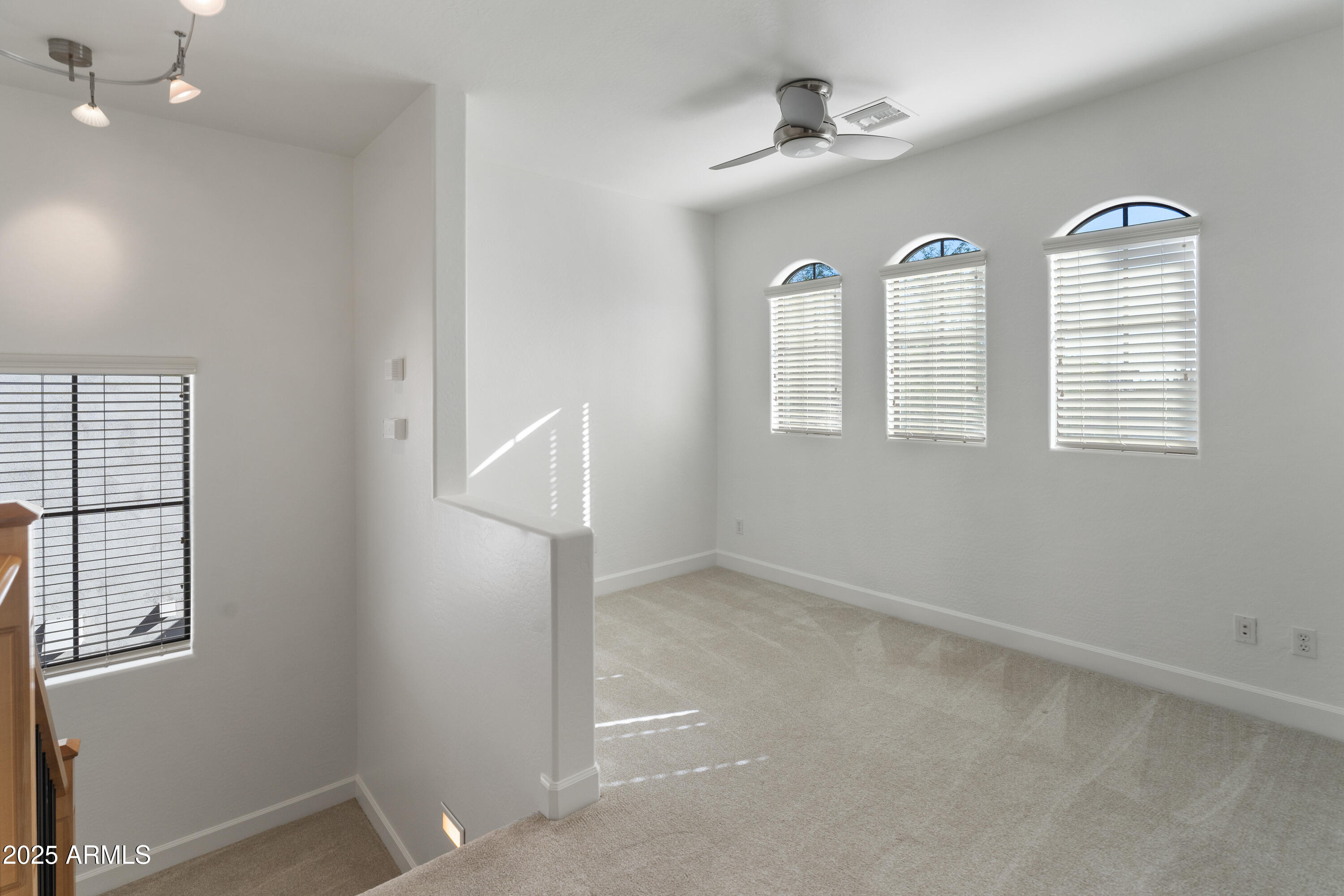 10062 E SOUTH BEND Drive