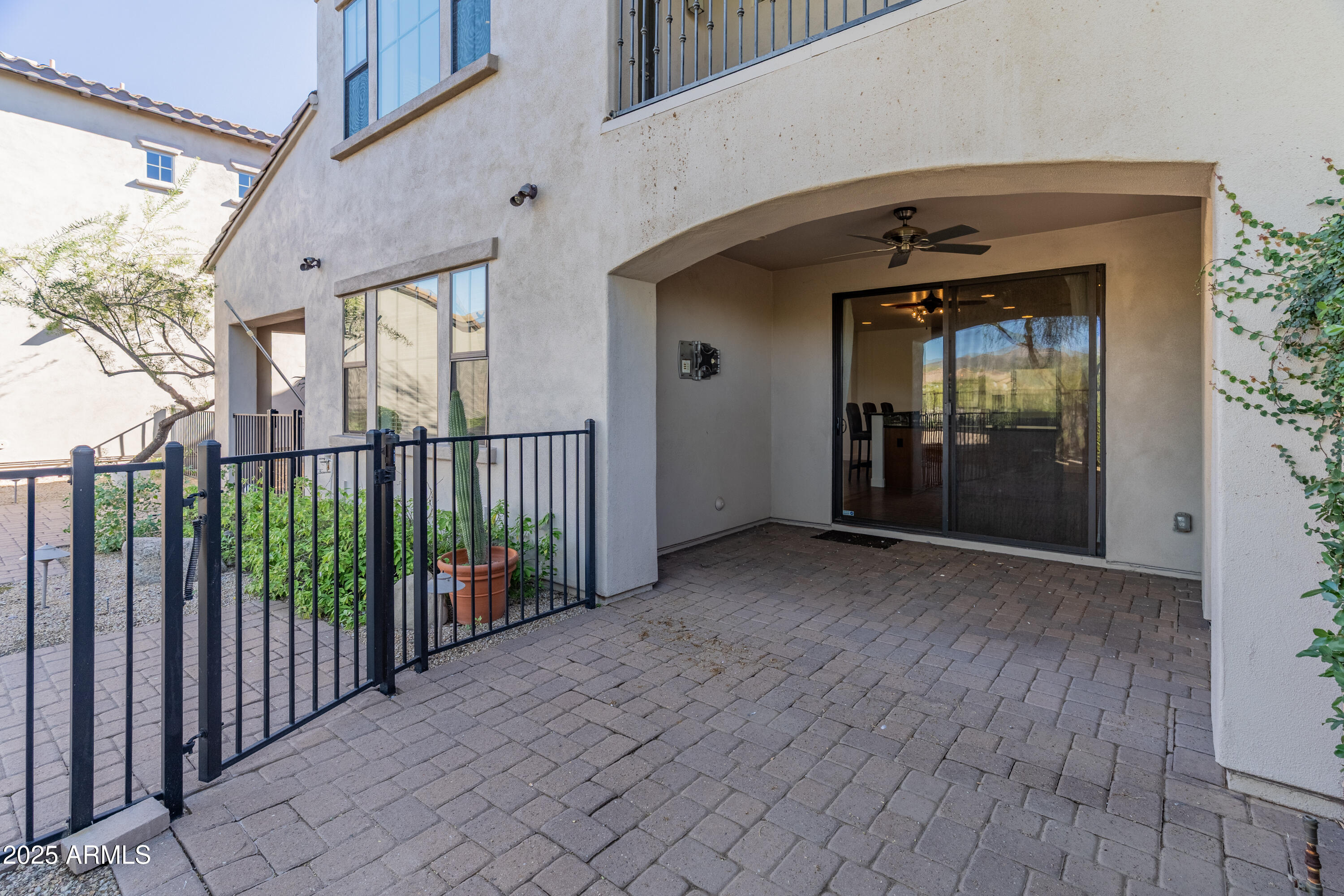 10062 E SOUTH BEND Drive