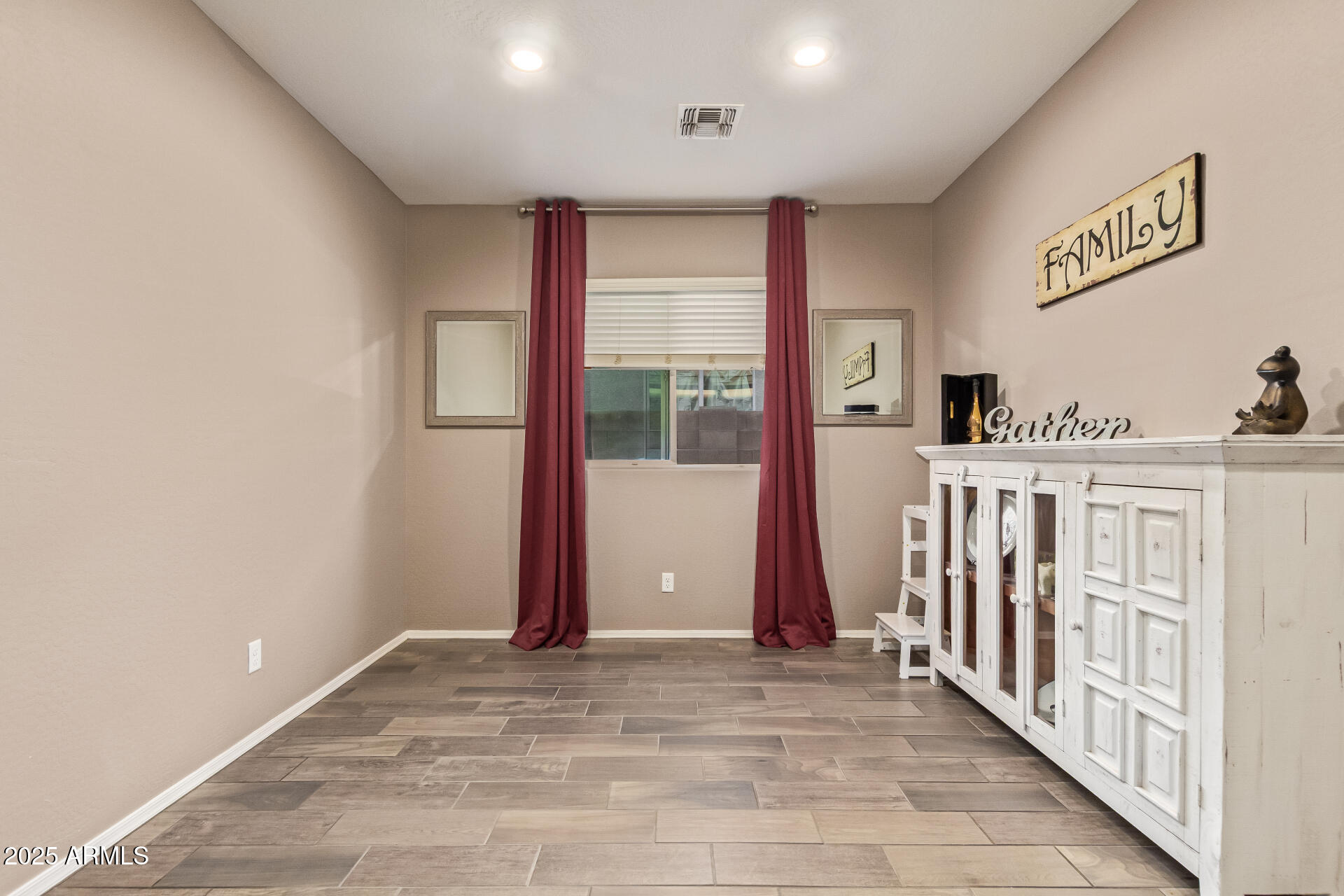 17142 W DIANA Avenue