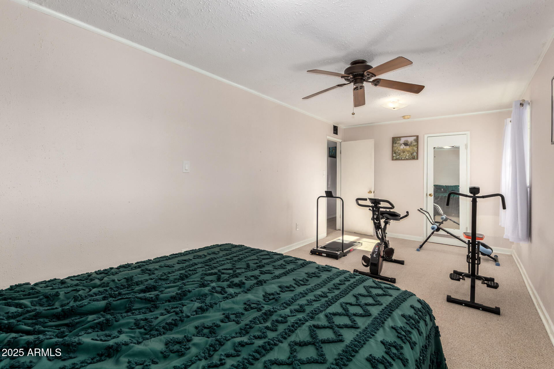 7320 W CINNABAR Avenue