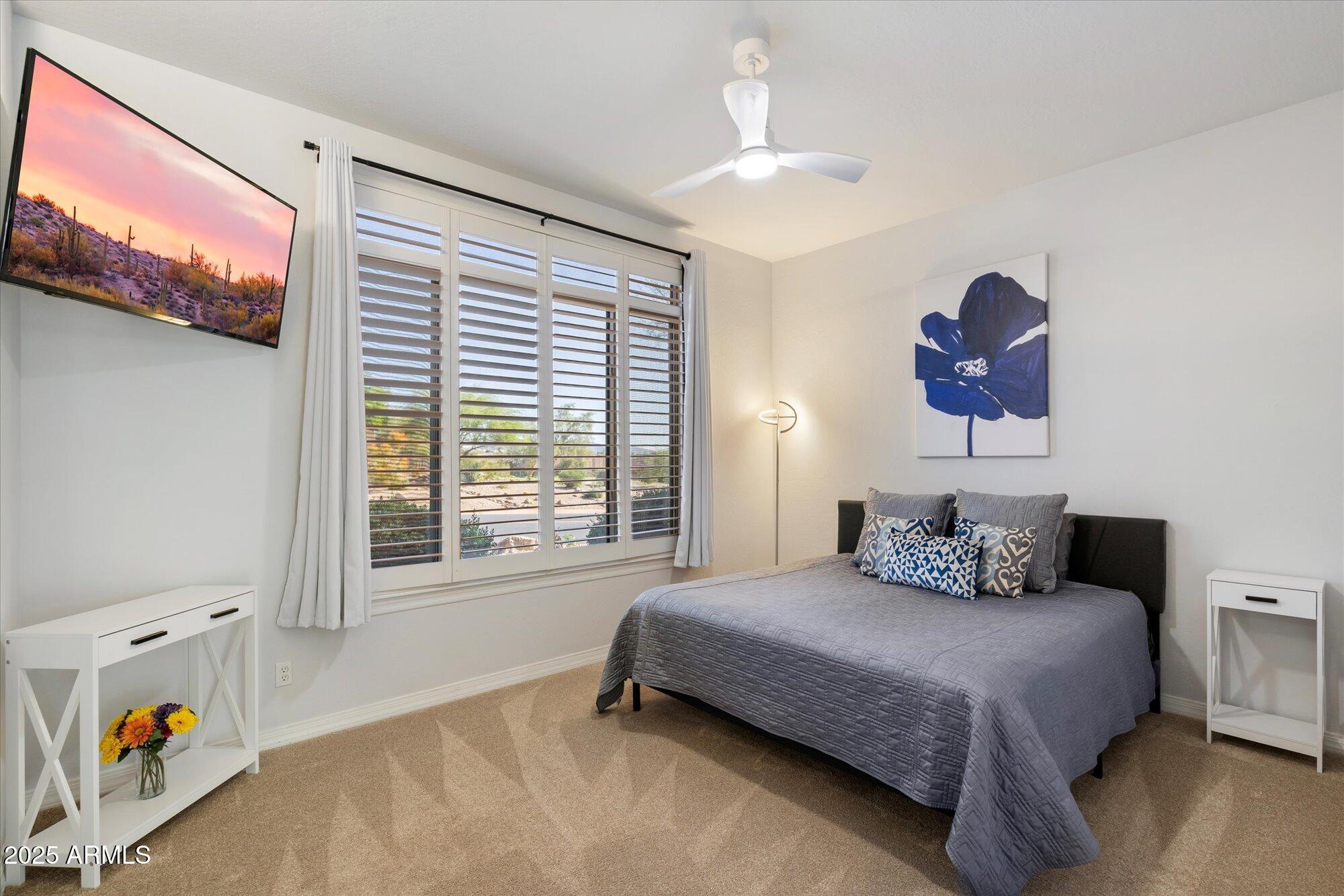 9218 N SUMMER HILL Boulevard