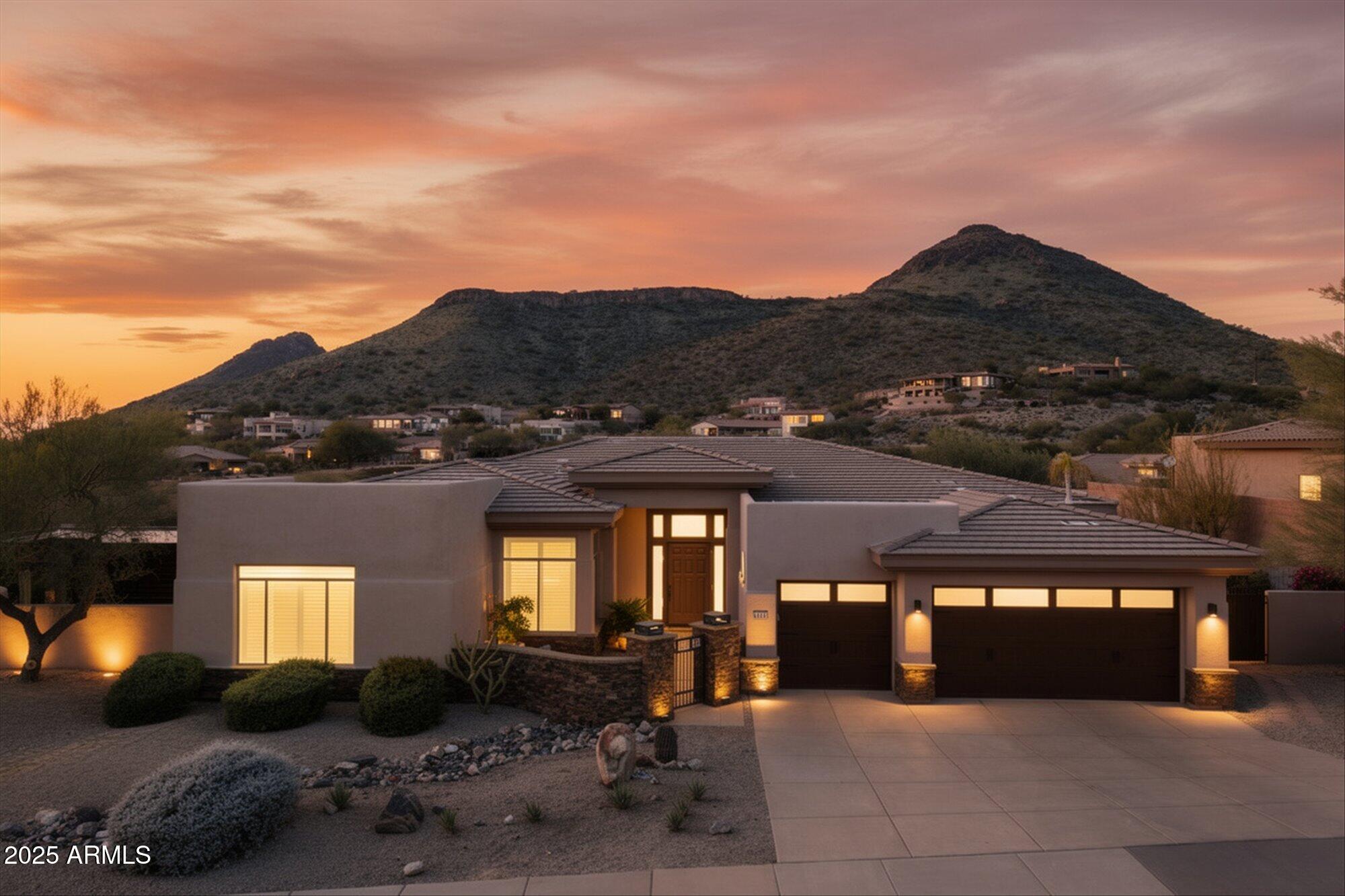 9218 N SUMMER HILL Boulevard