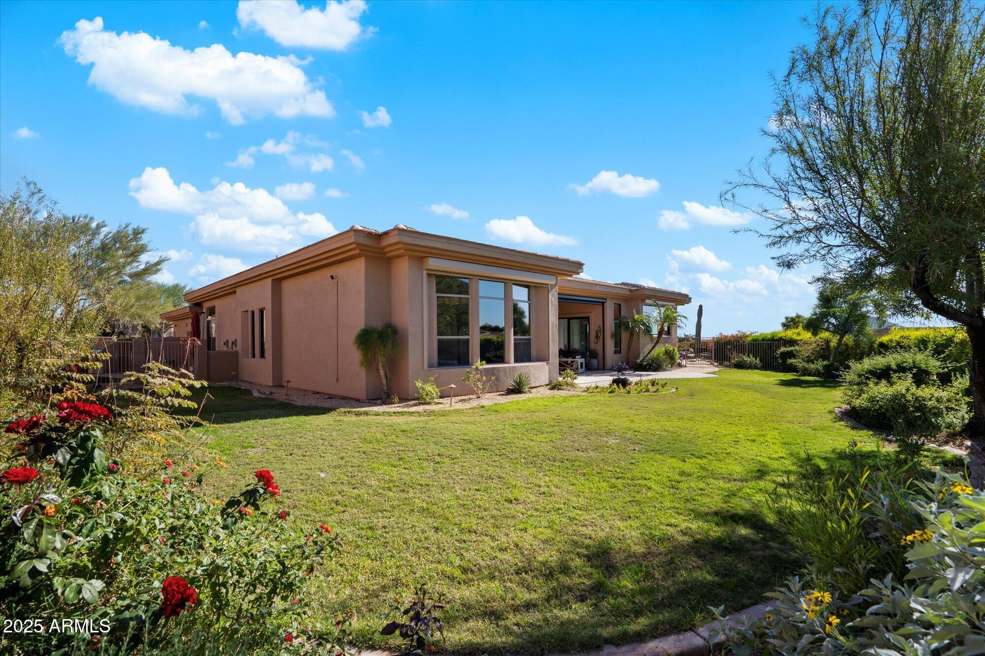 9218 N SUMMER HILL Boulevard