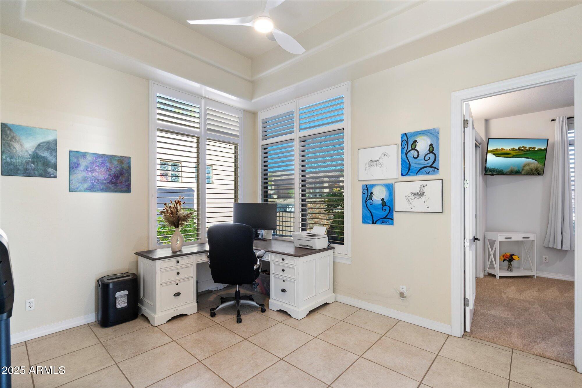 9218 N SUMMER HILL Boulevard