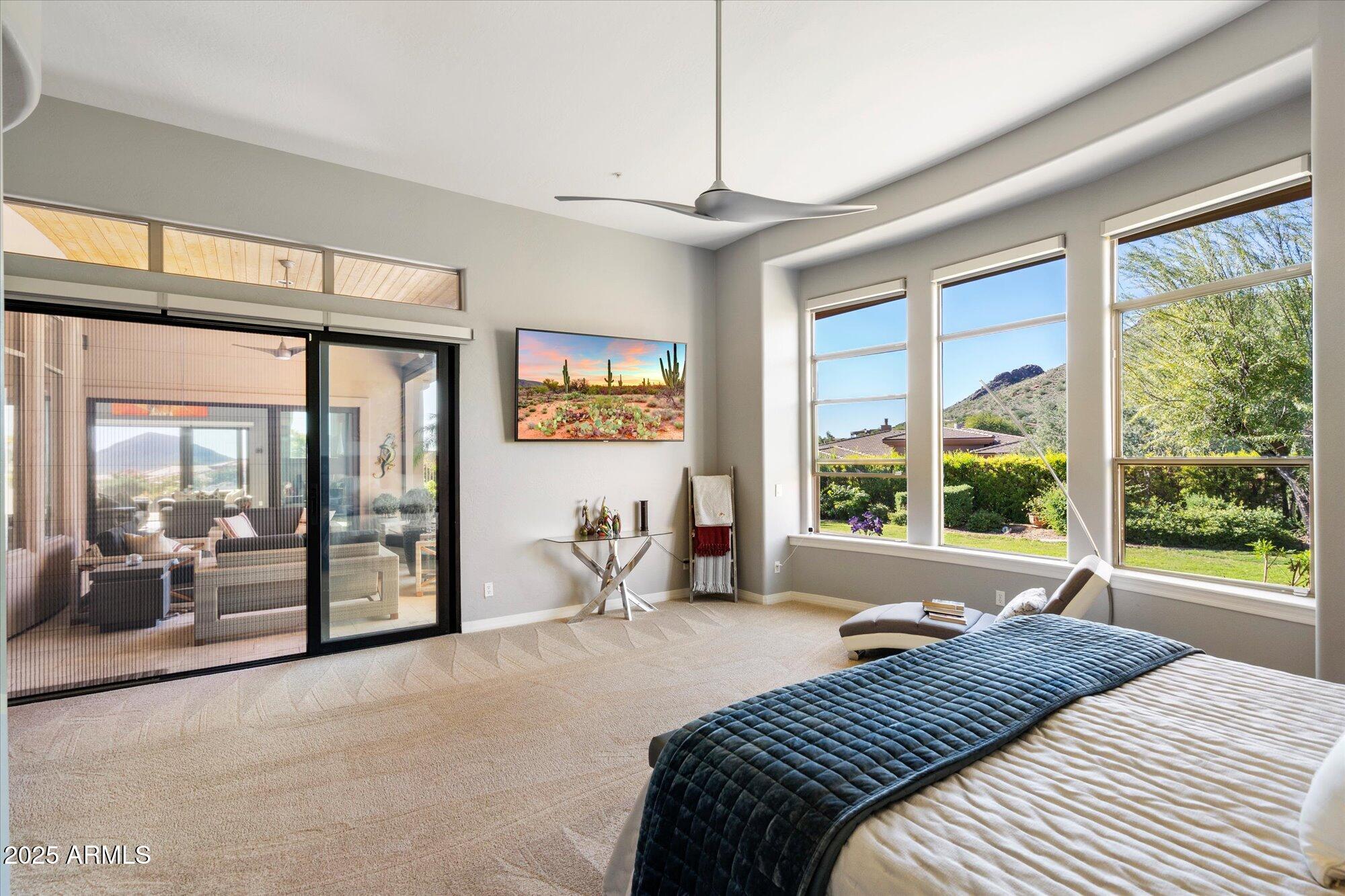 9218 N SUMMER HILL Boulevard