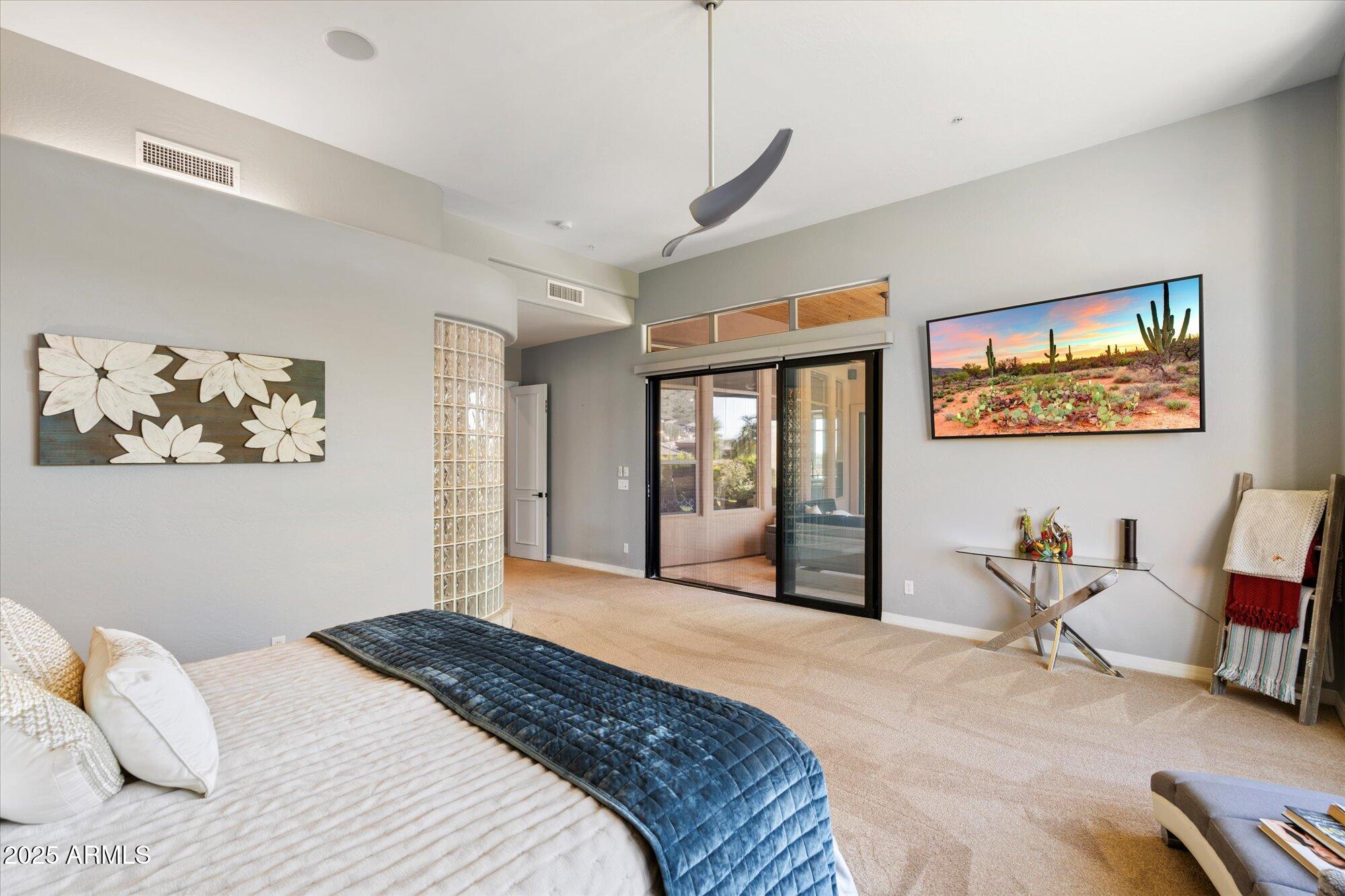 9218 N SUMMER HILL Boulevard