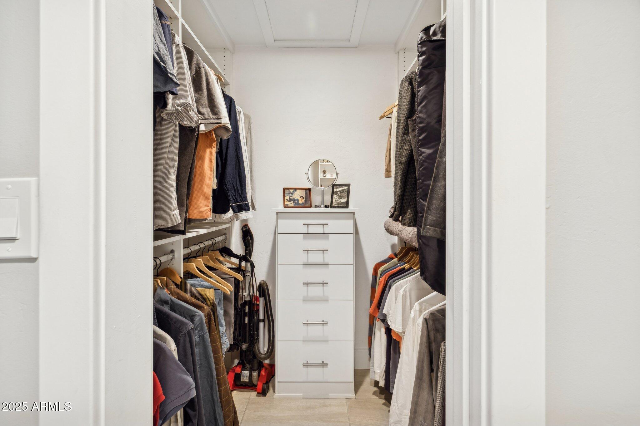 5351 N QUESTA TIERRA Drive