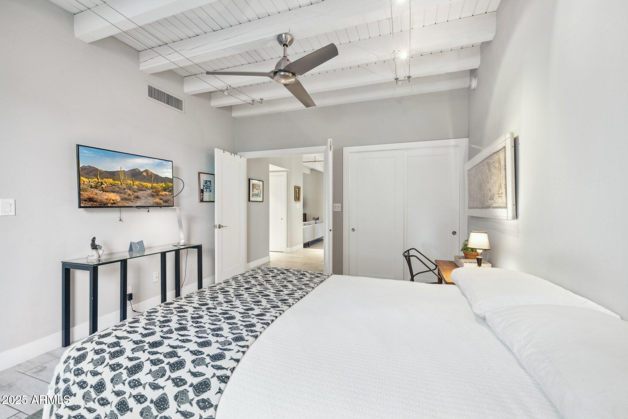 5351 N QUESTA TIERRA Drive