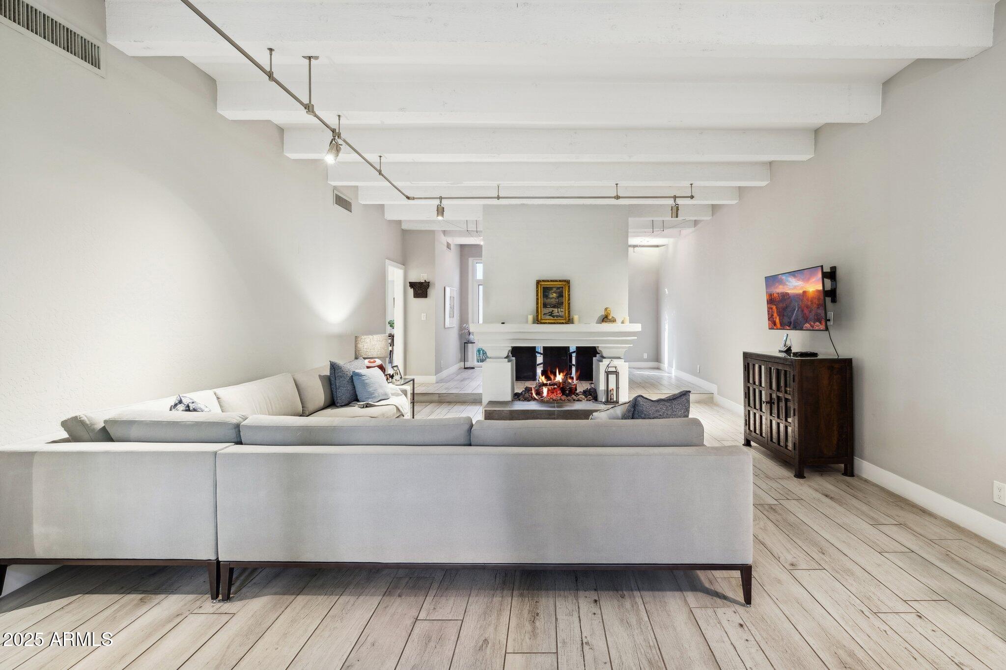 5351 N QUESTA TIERRA Drive