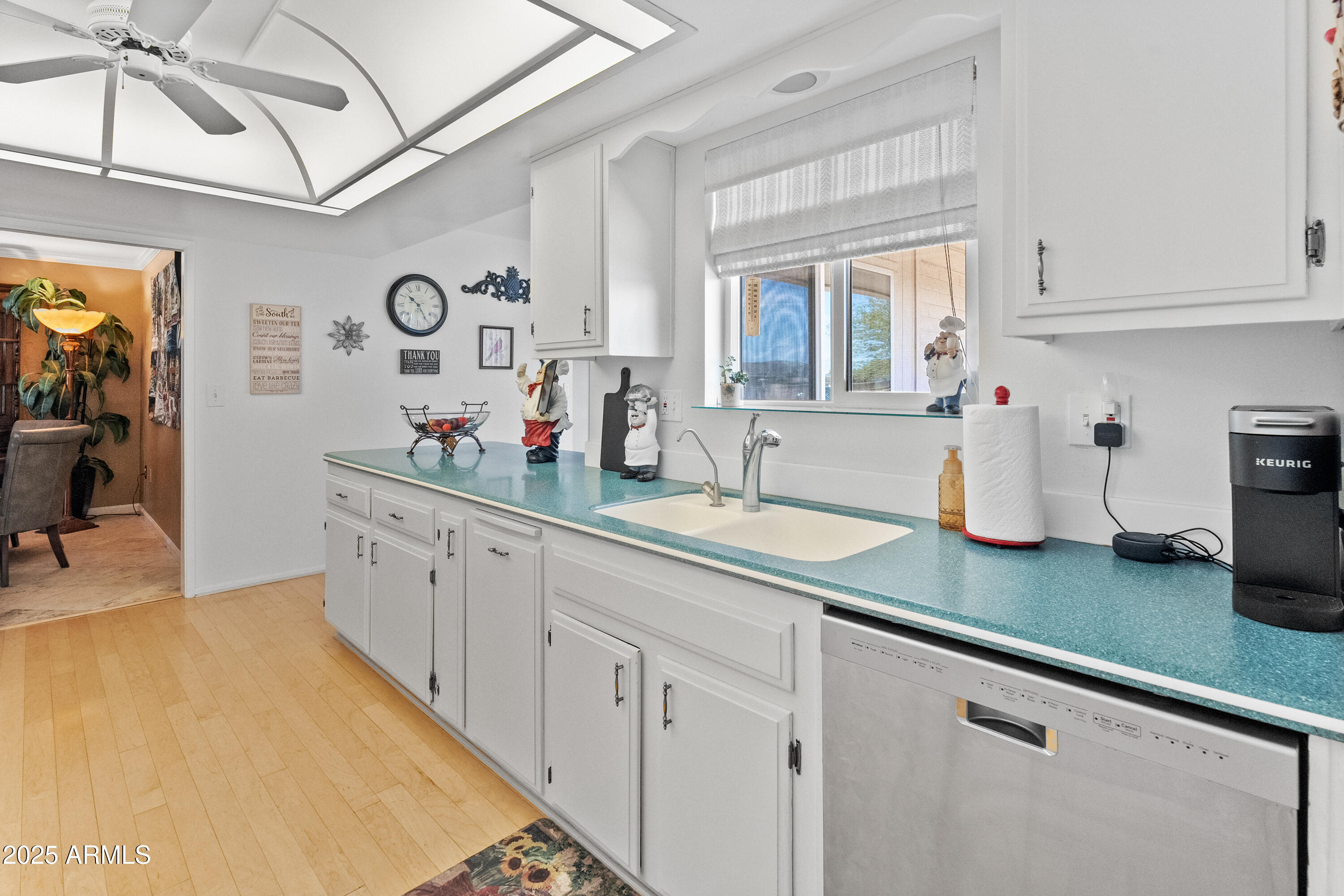 10229 W BOLIVAR Drive