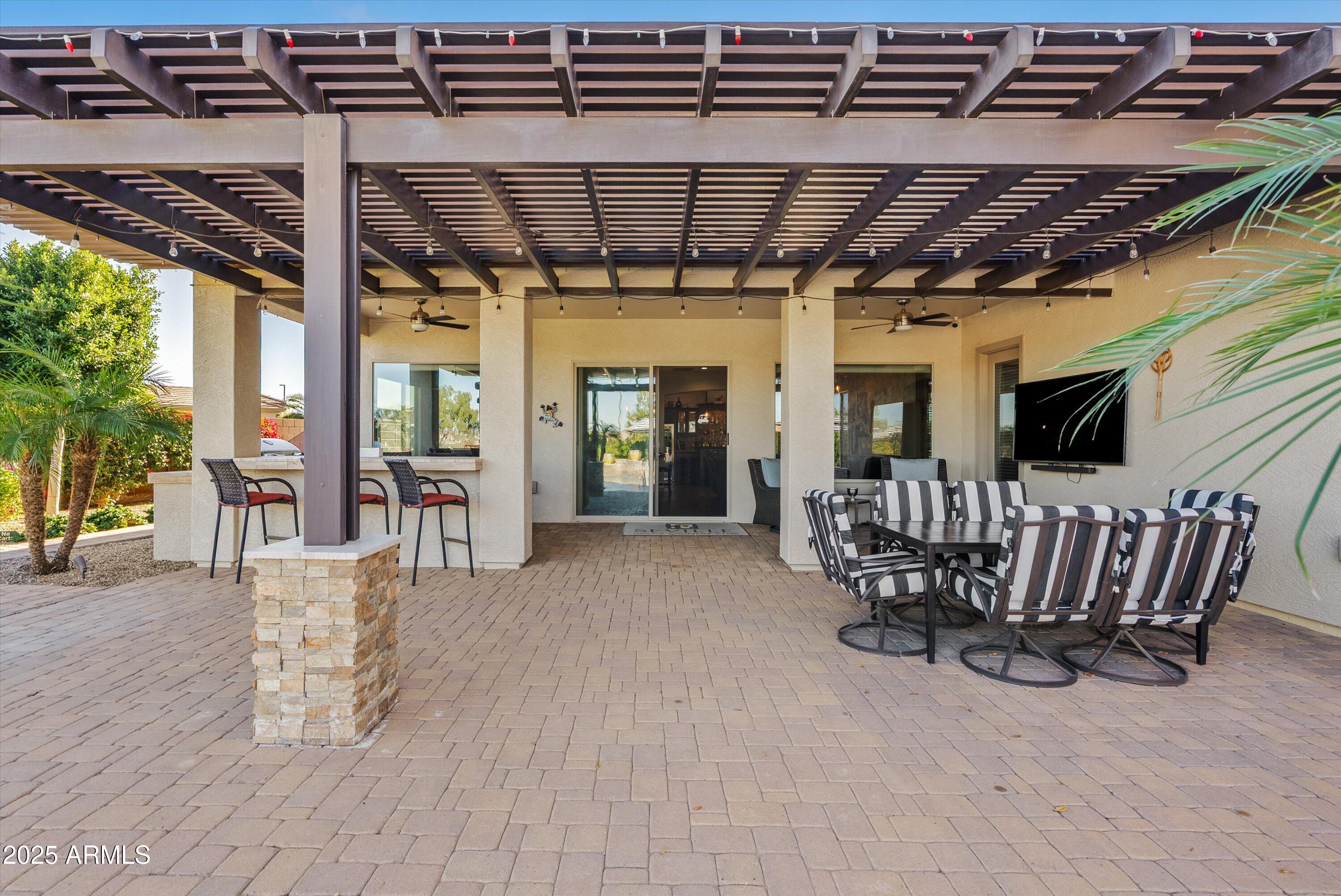 6694 S SINOVA Avenue