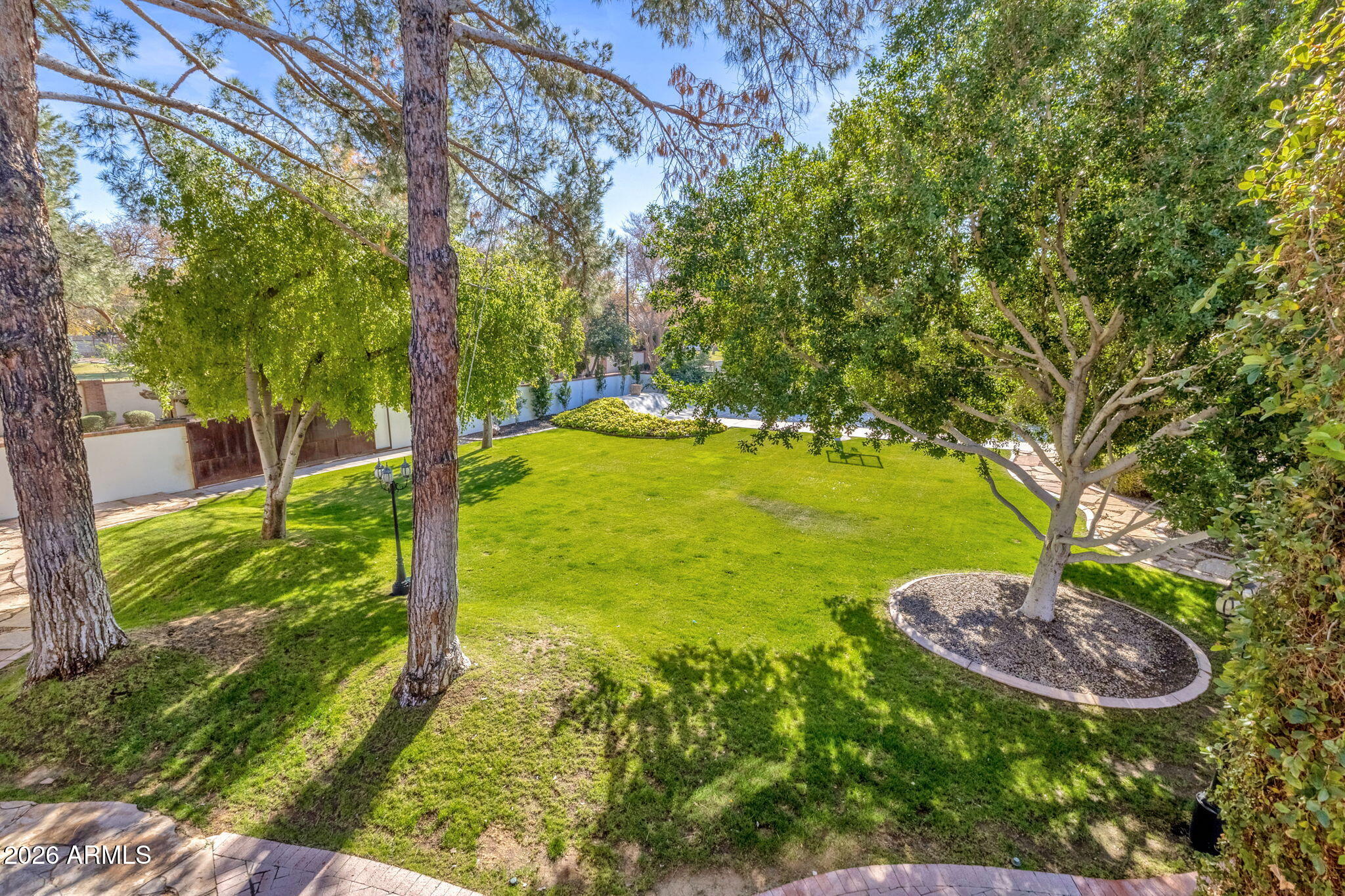 721 E SAN PEDRO Avenue