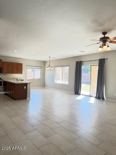 4231 E FIRESTONE Drive