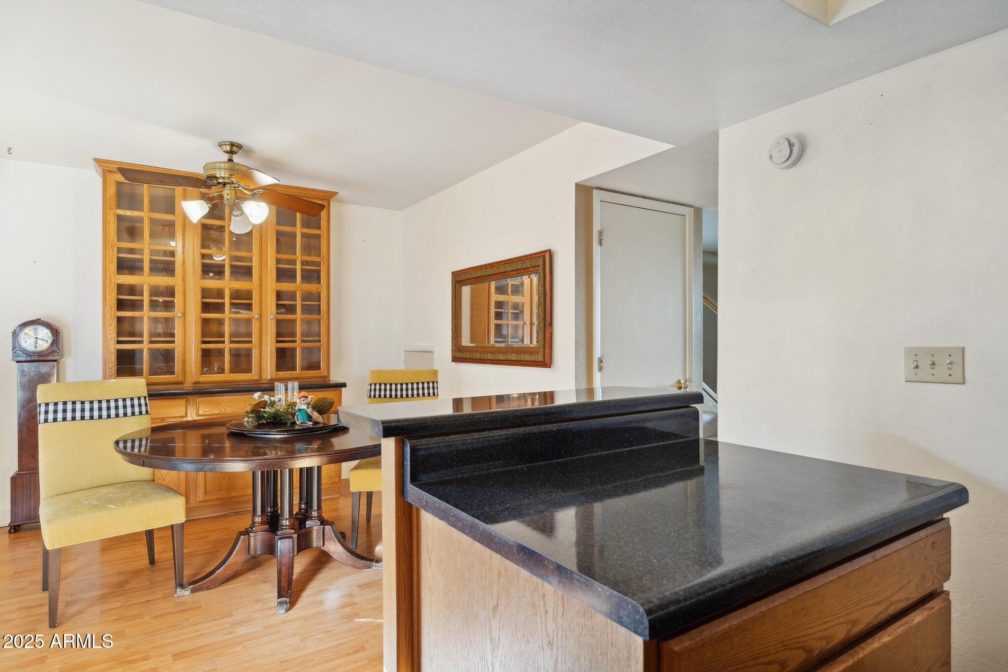 610 E MONTEBELLO Avenue 41