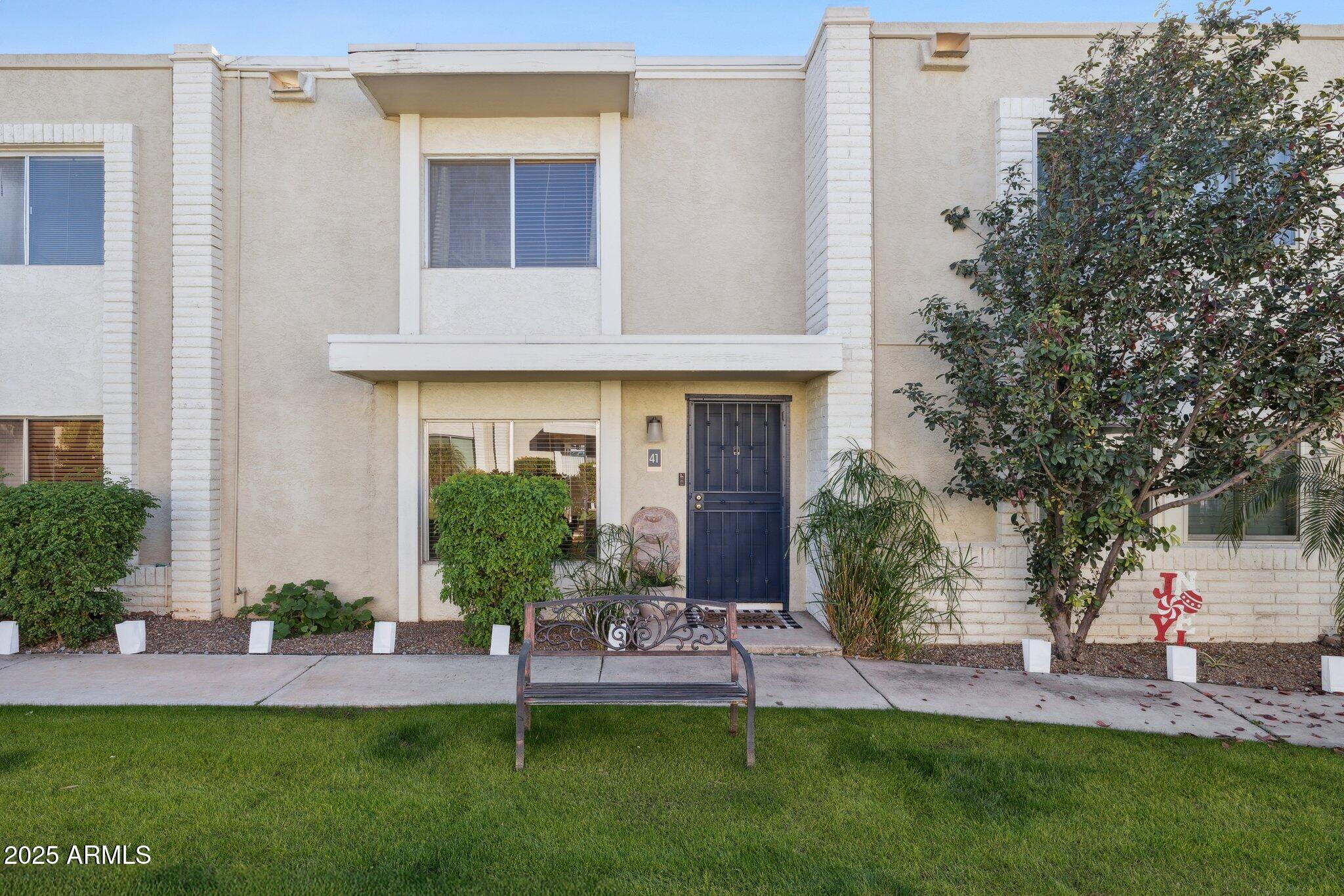 610 E MONTEBELLO Avenue 41