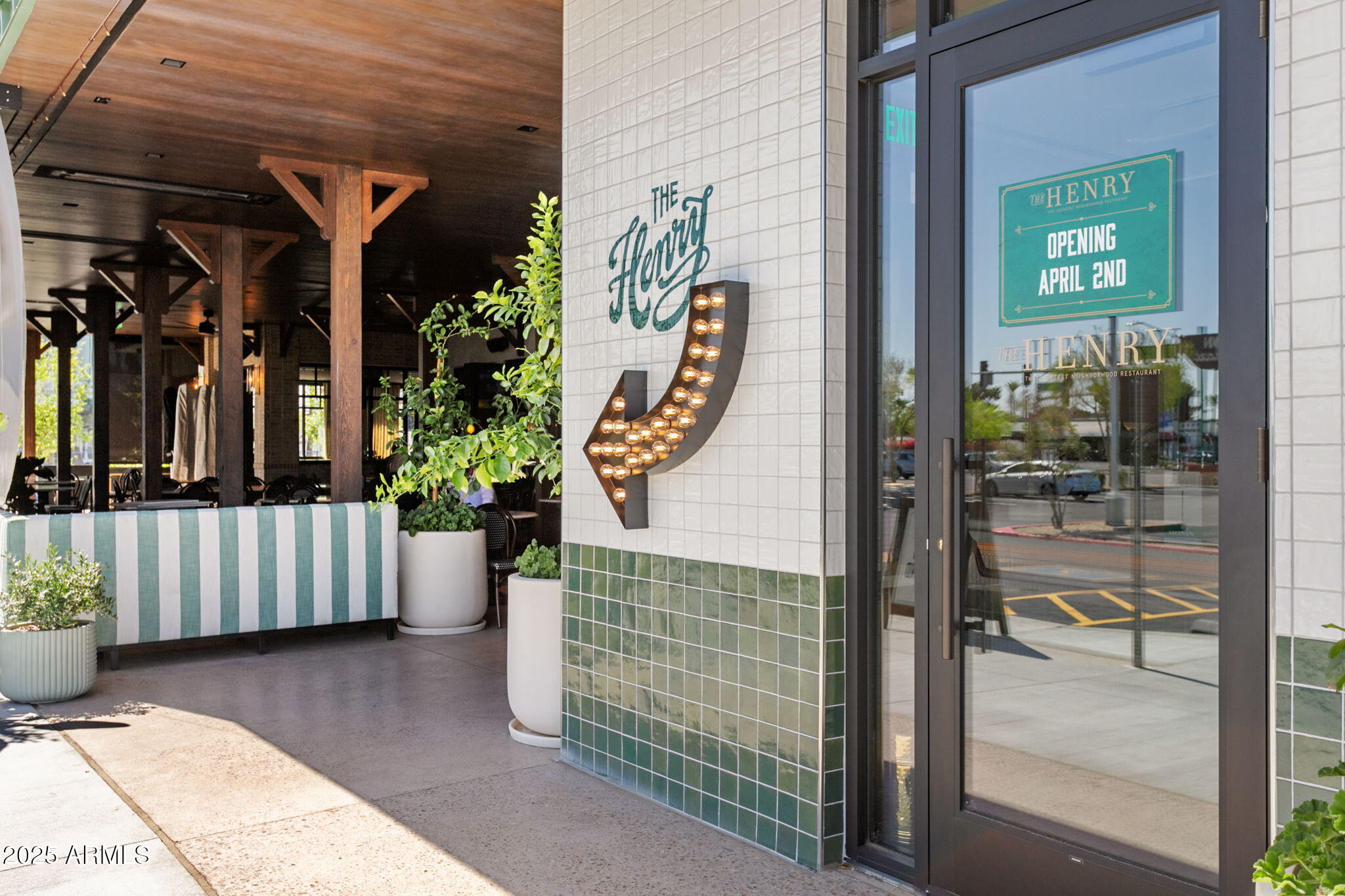 610 E MONTEBELLO Avenue 41