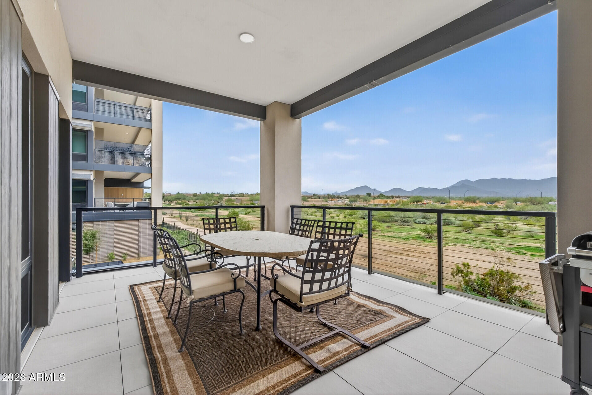 19355 N 73RD Way E2014