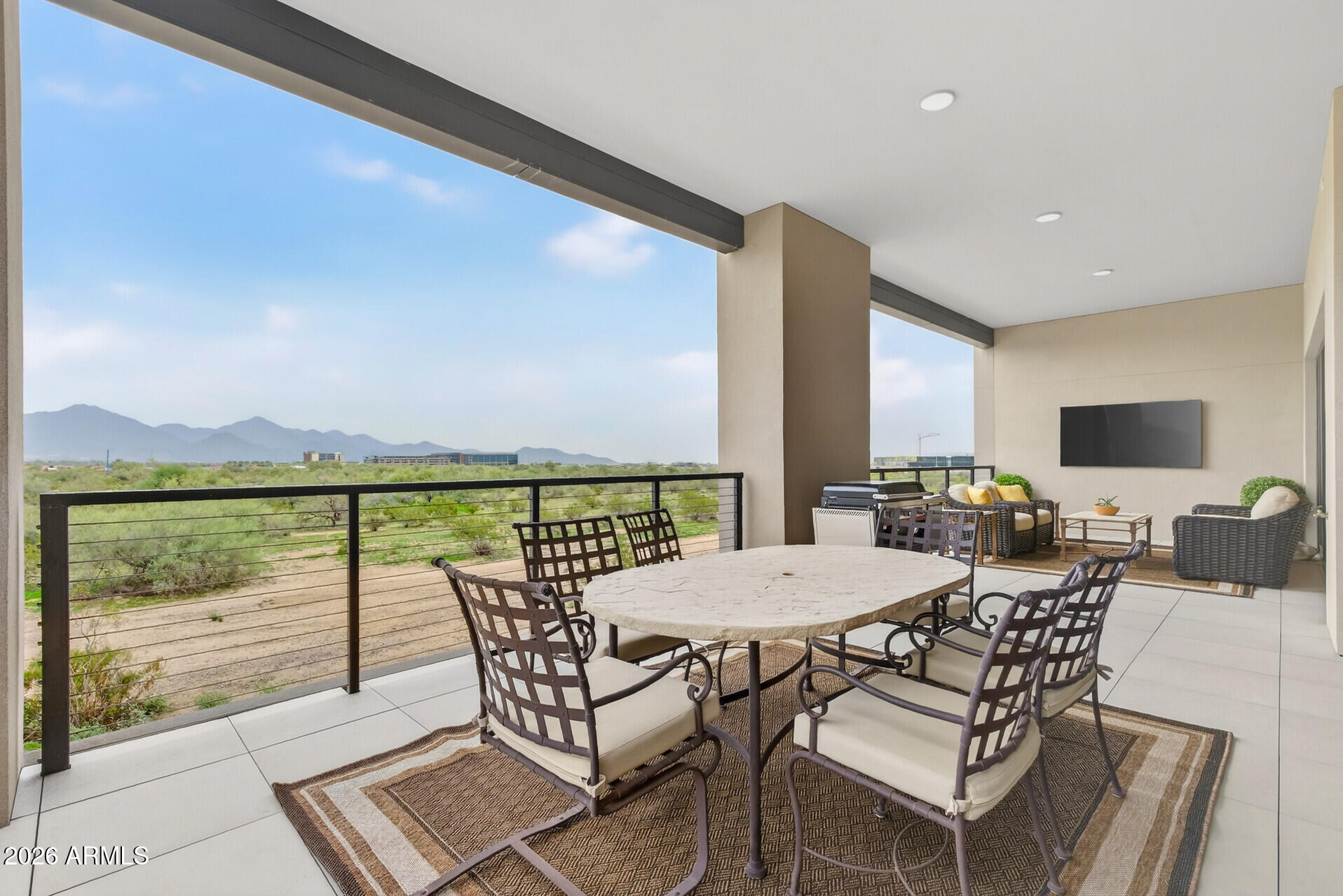 19355 N 73RD Way E2014