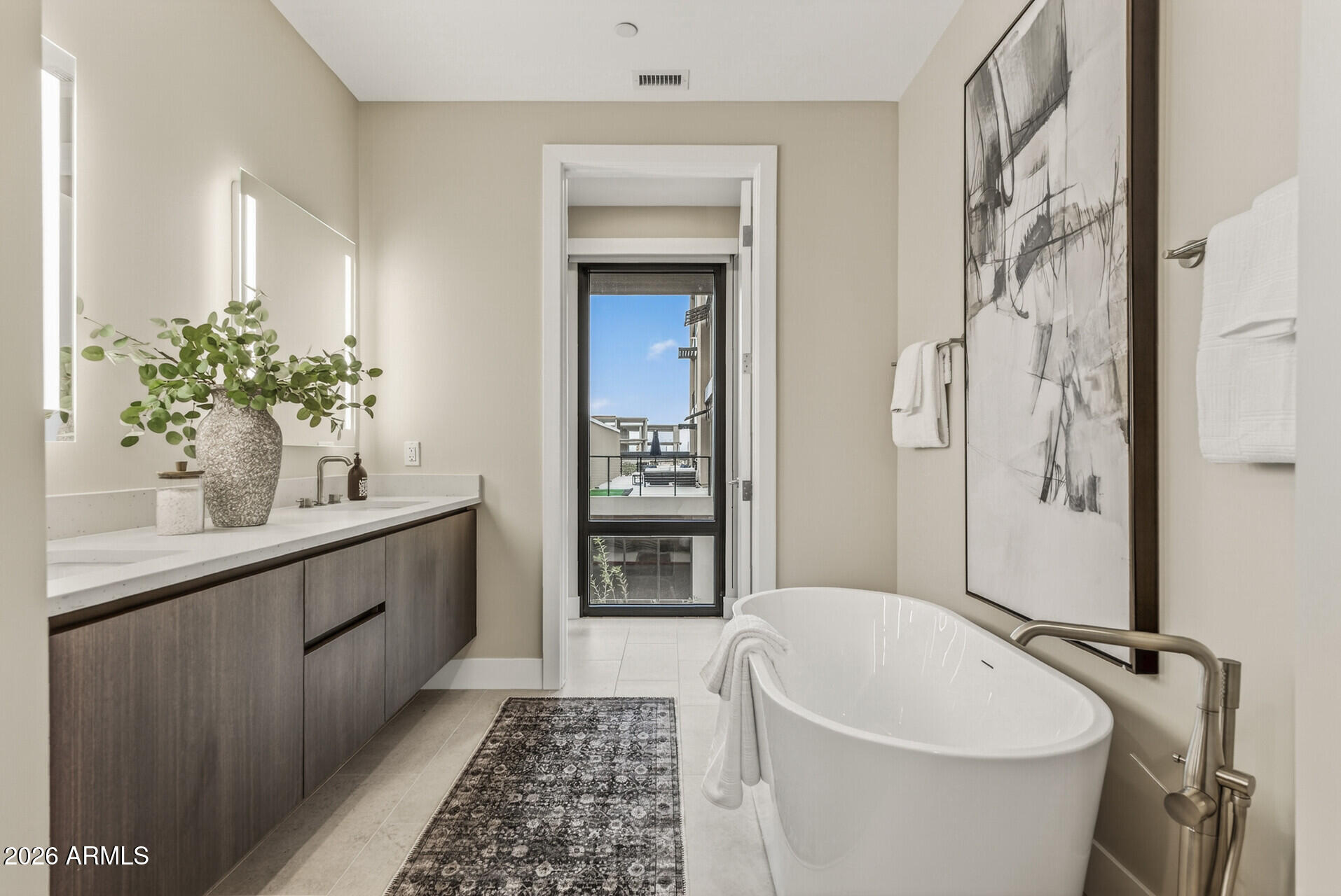 19355 N 73RD Way E2014