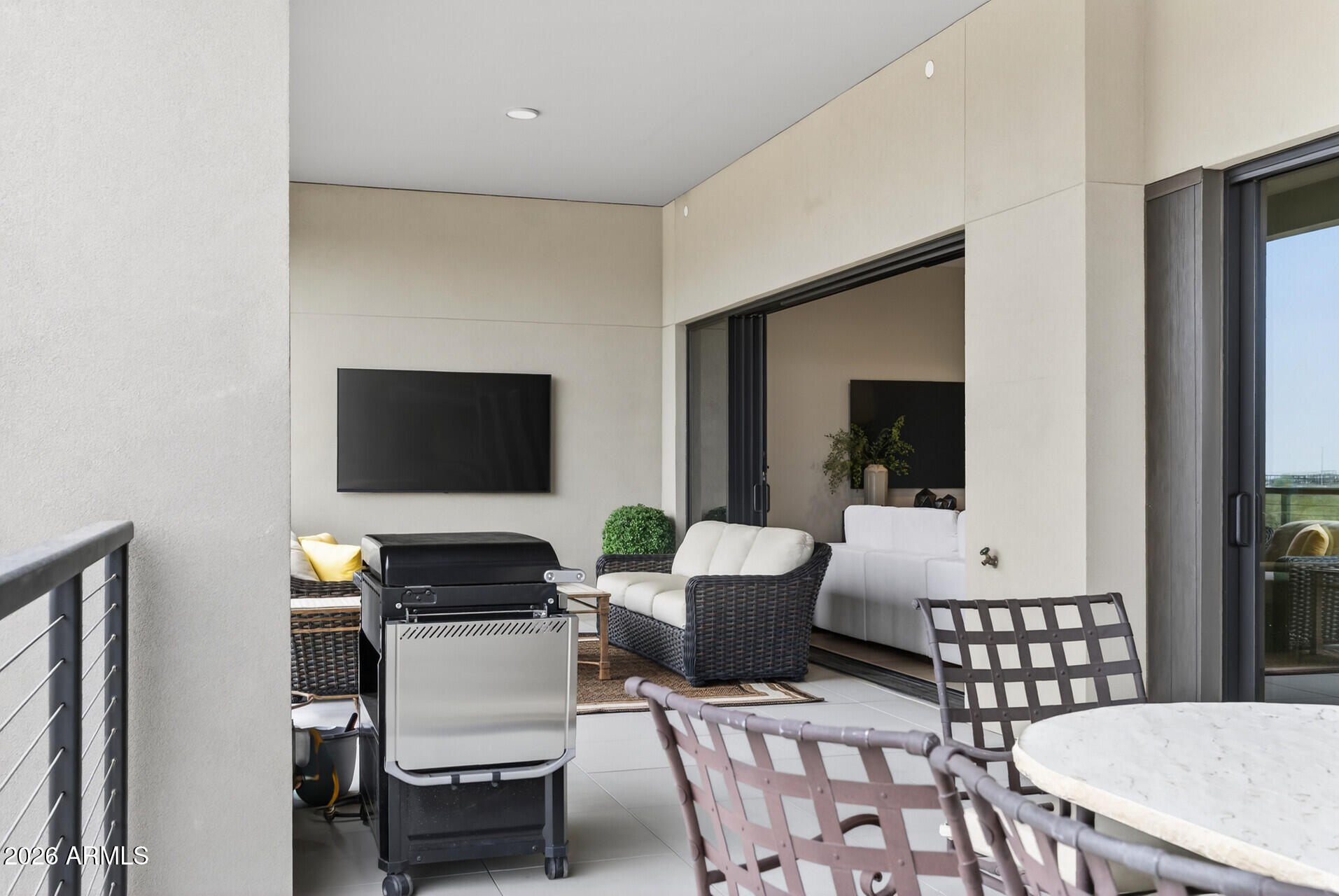 19355 N 73RD Way E2014