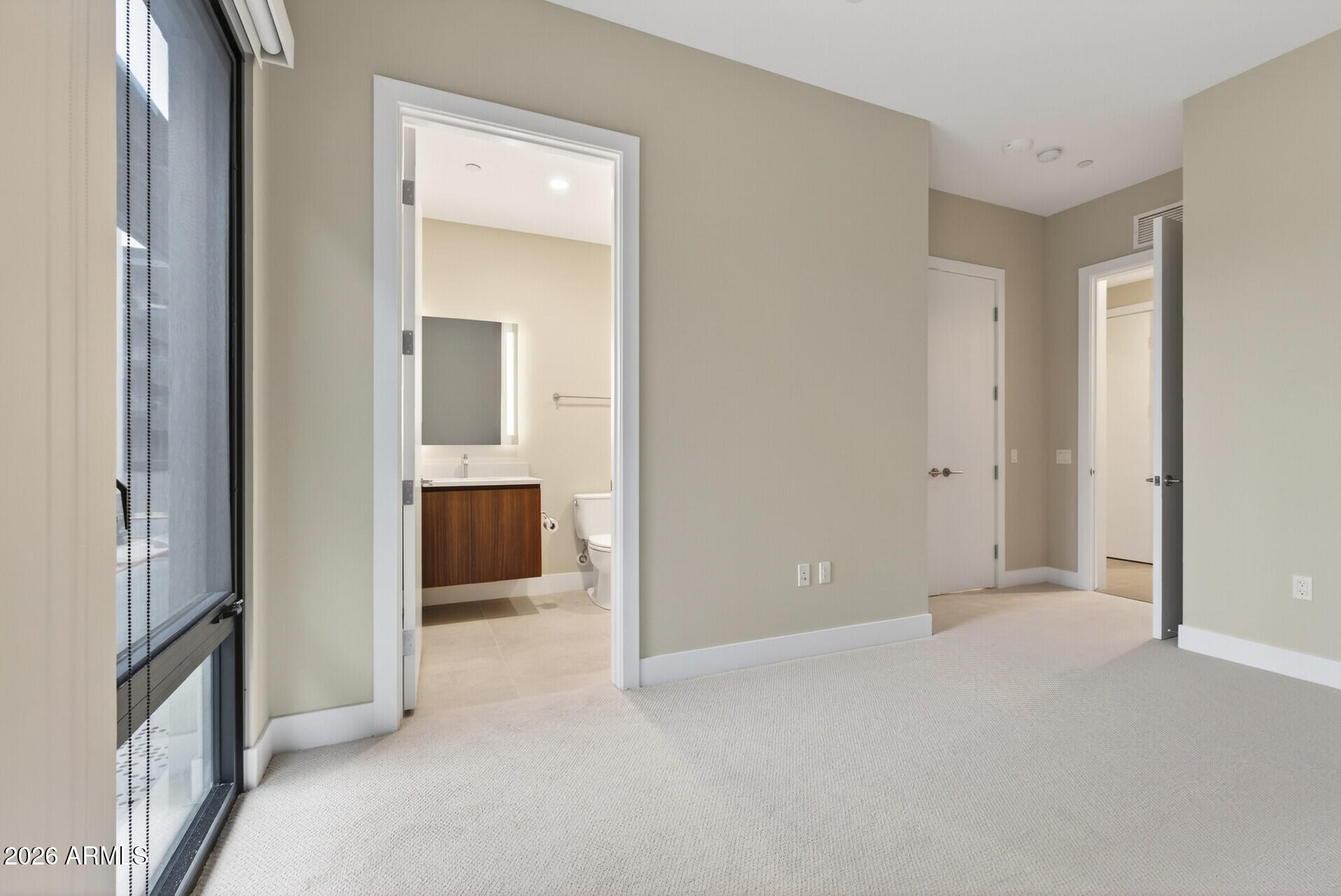 19355 N 73RD Way E2014