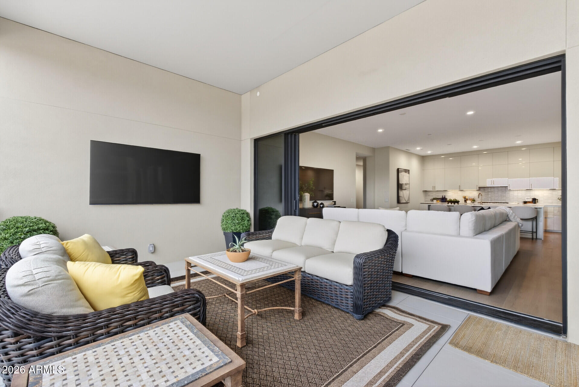 19355 N 73RD Way E2014