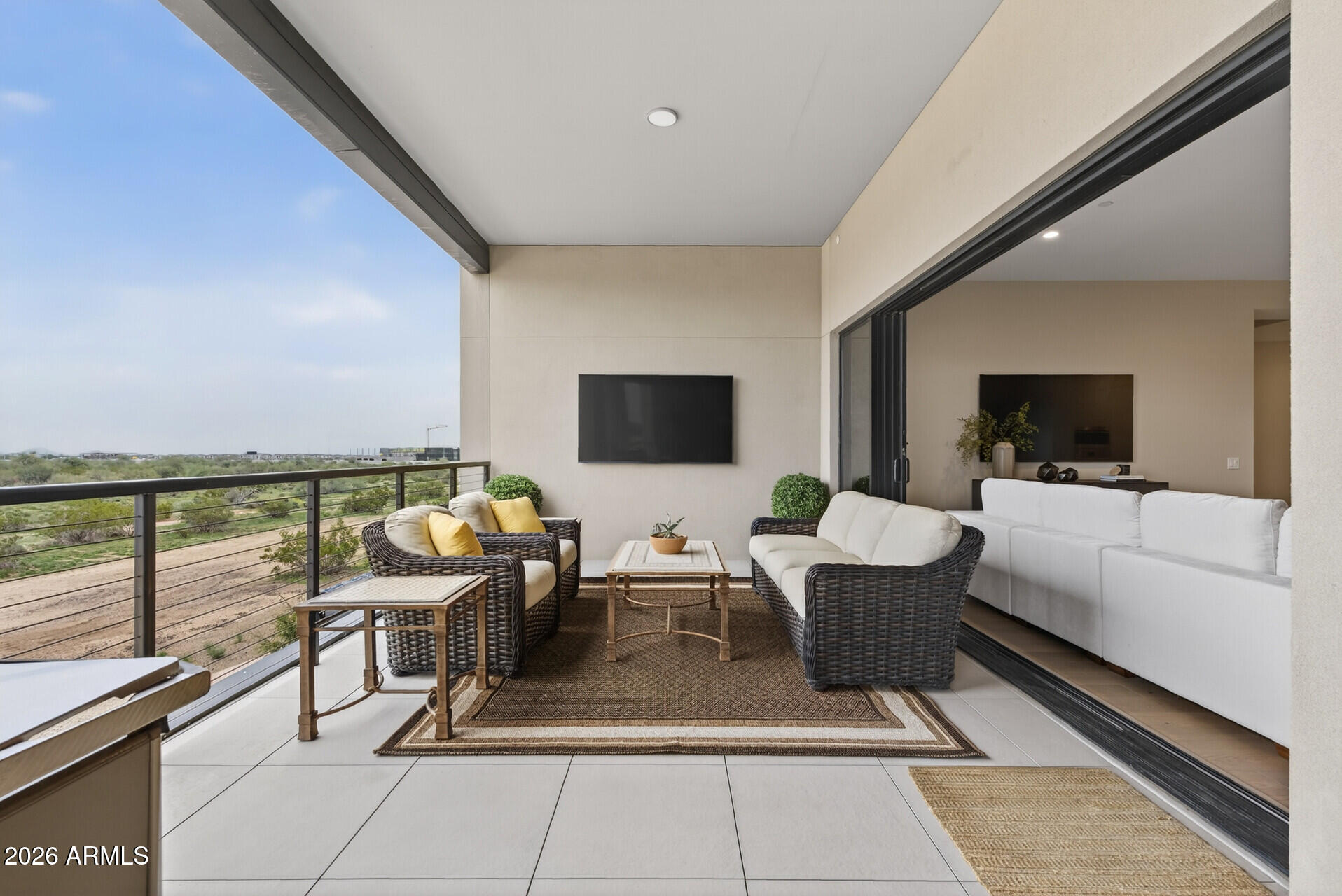 19355 N 73RD Way E2014