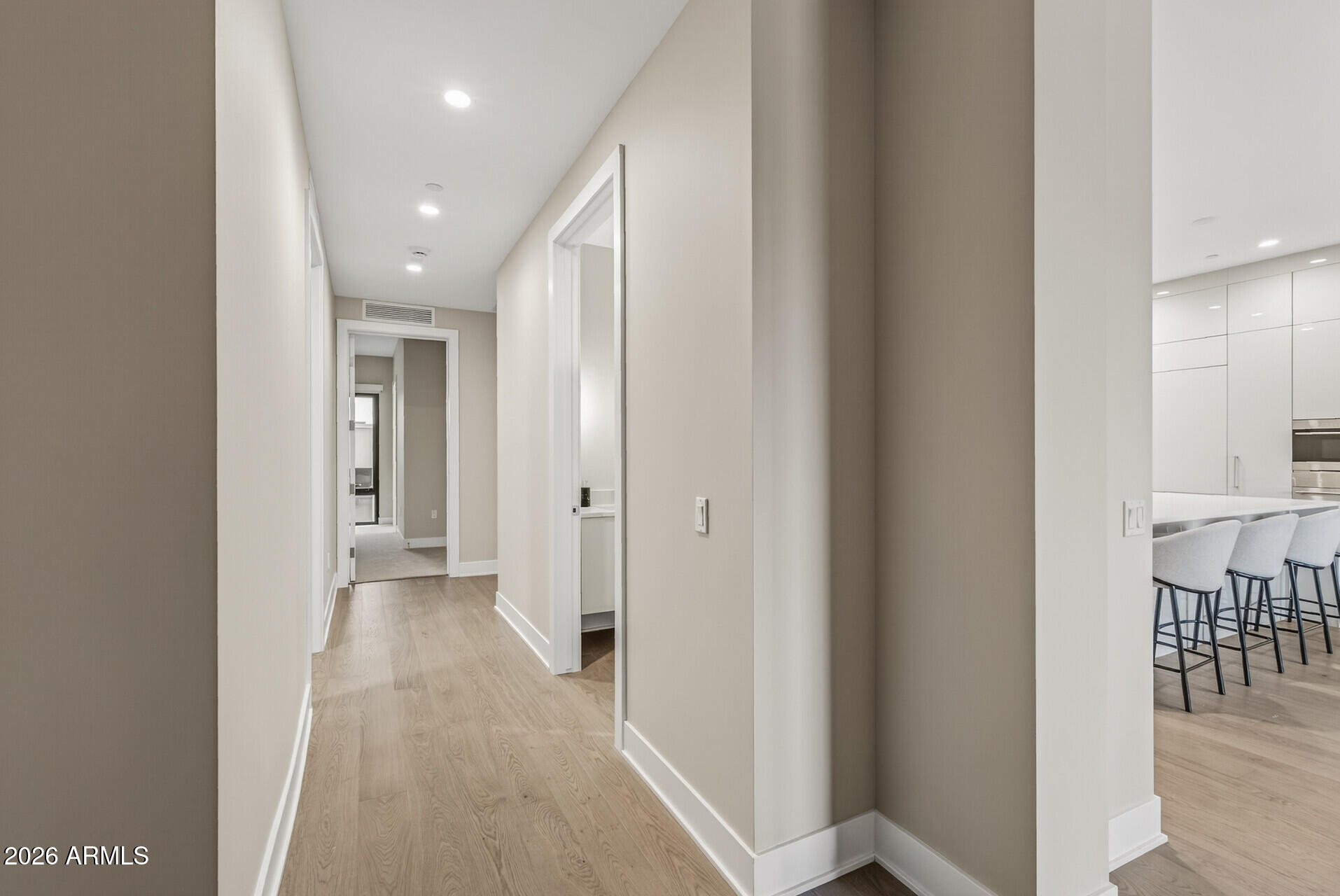 19355 N 73RD Way E2014