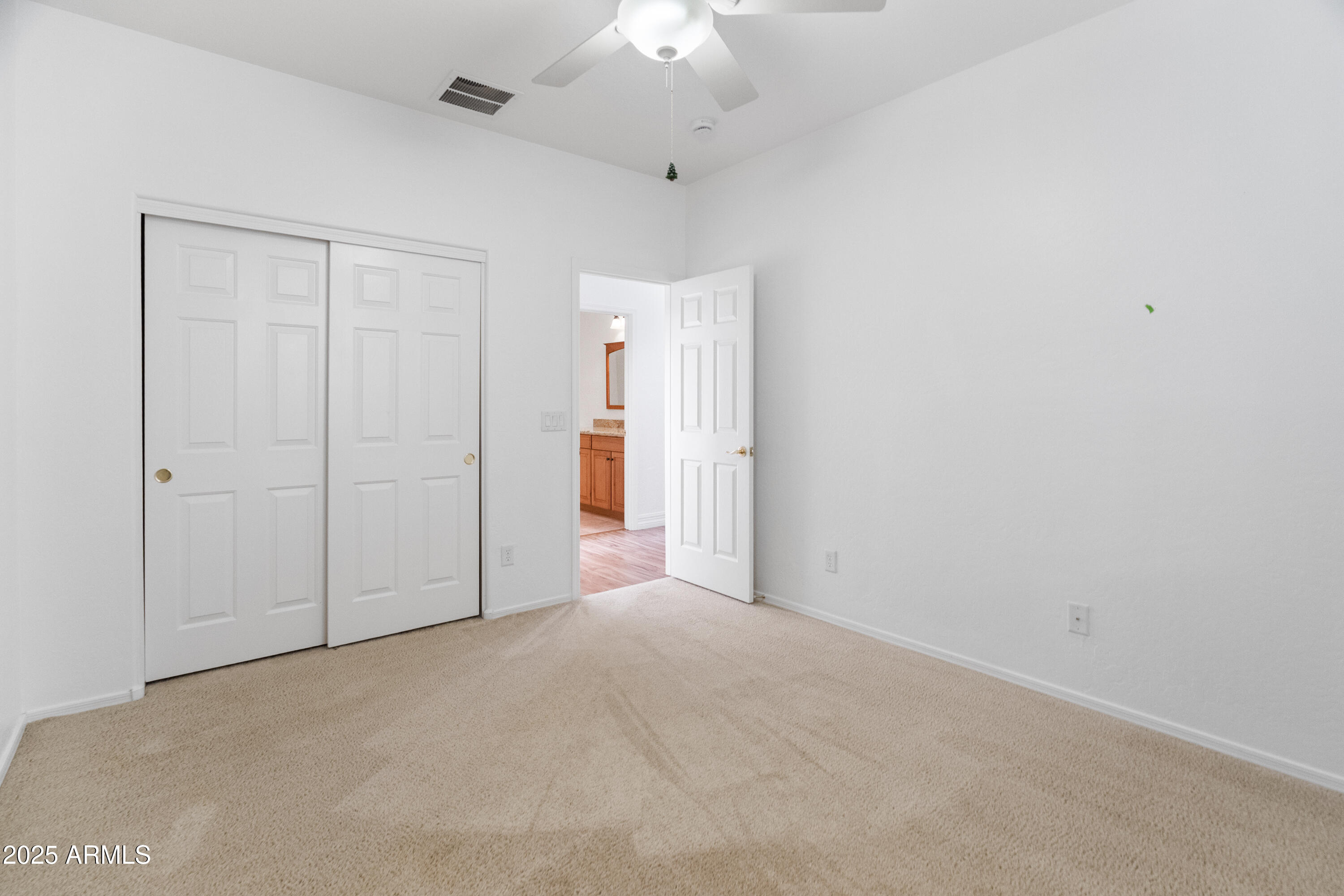 5929 W Park View Lane