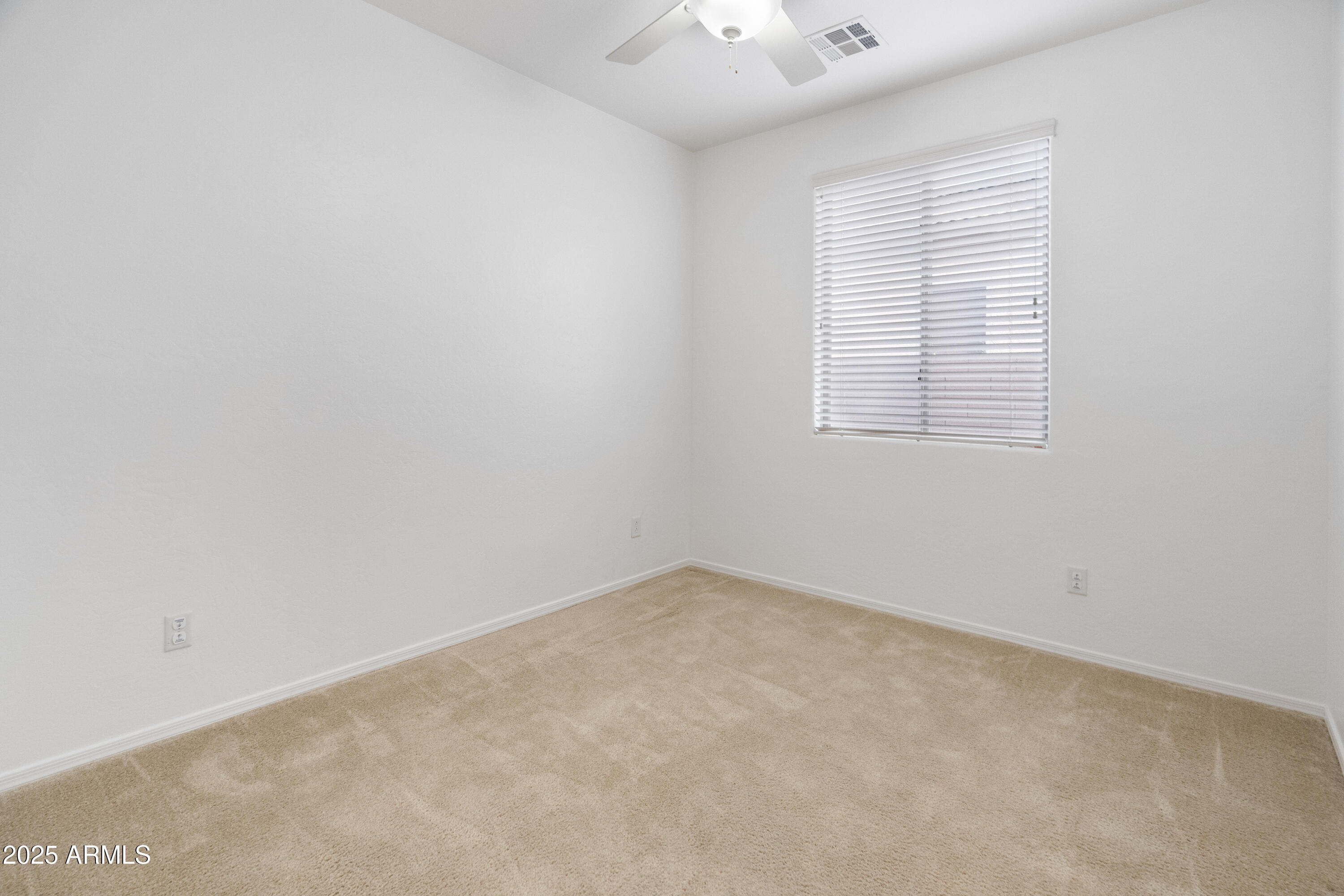 5929 W Park View Lane