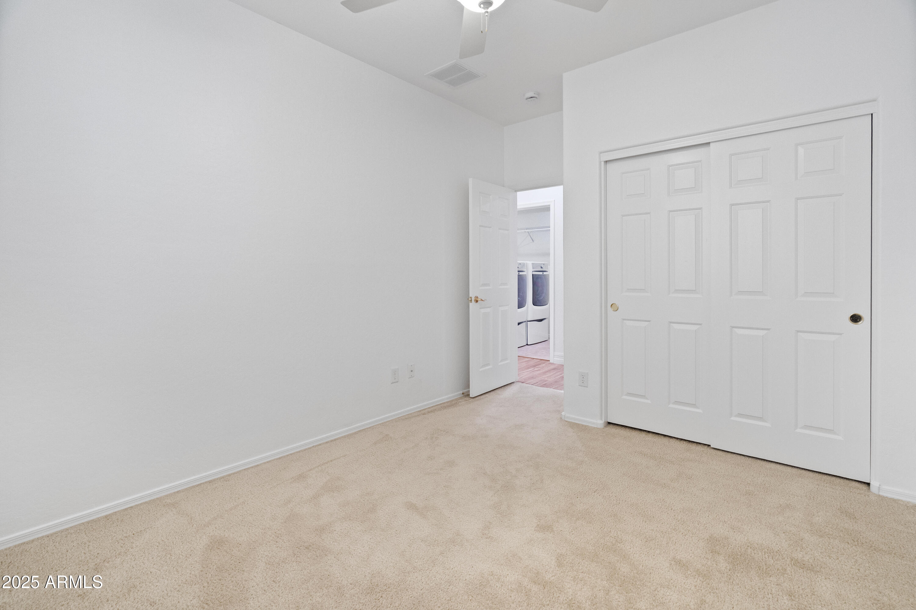 5929 W Park View Lane