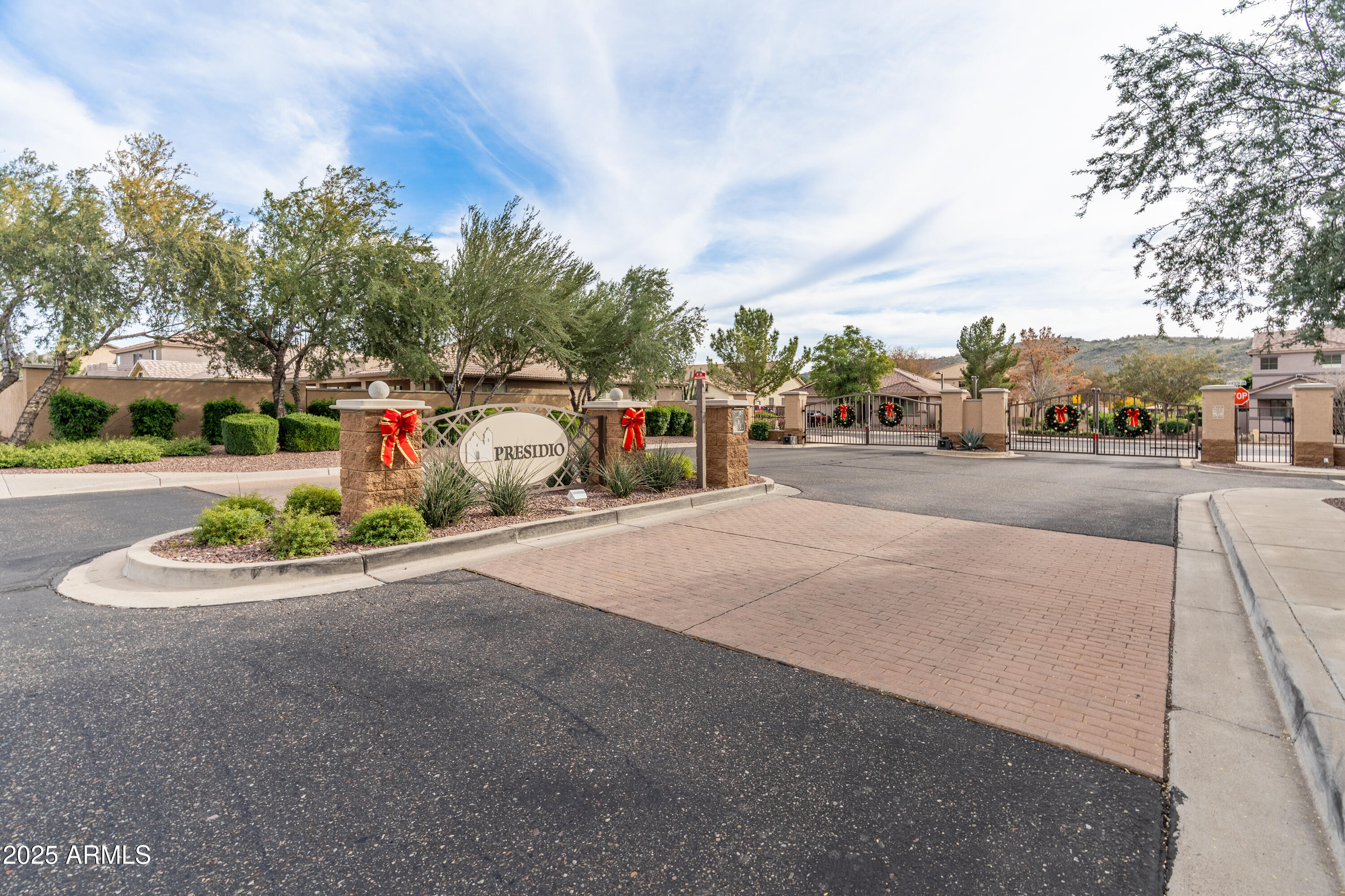 5929 W Park View Lane