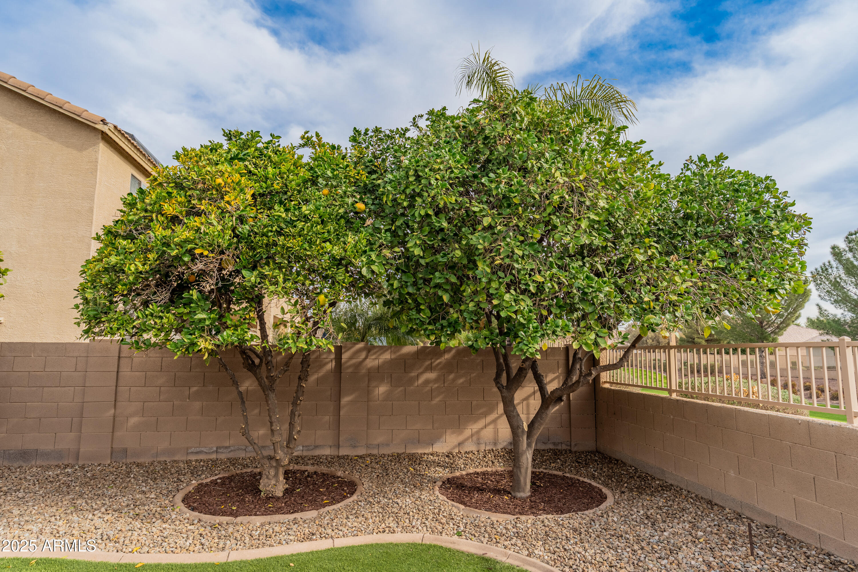 5929 W Park View Lane